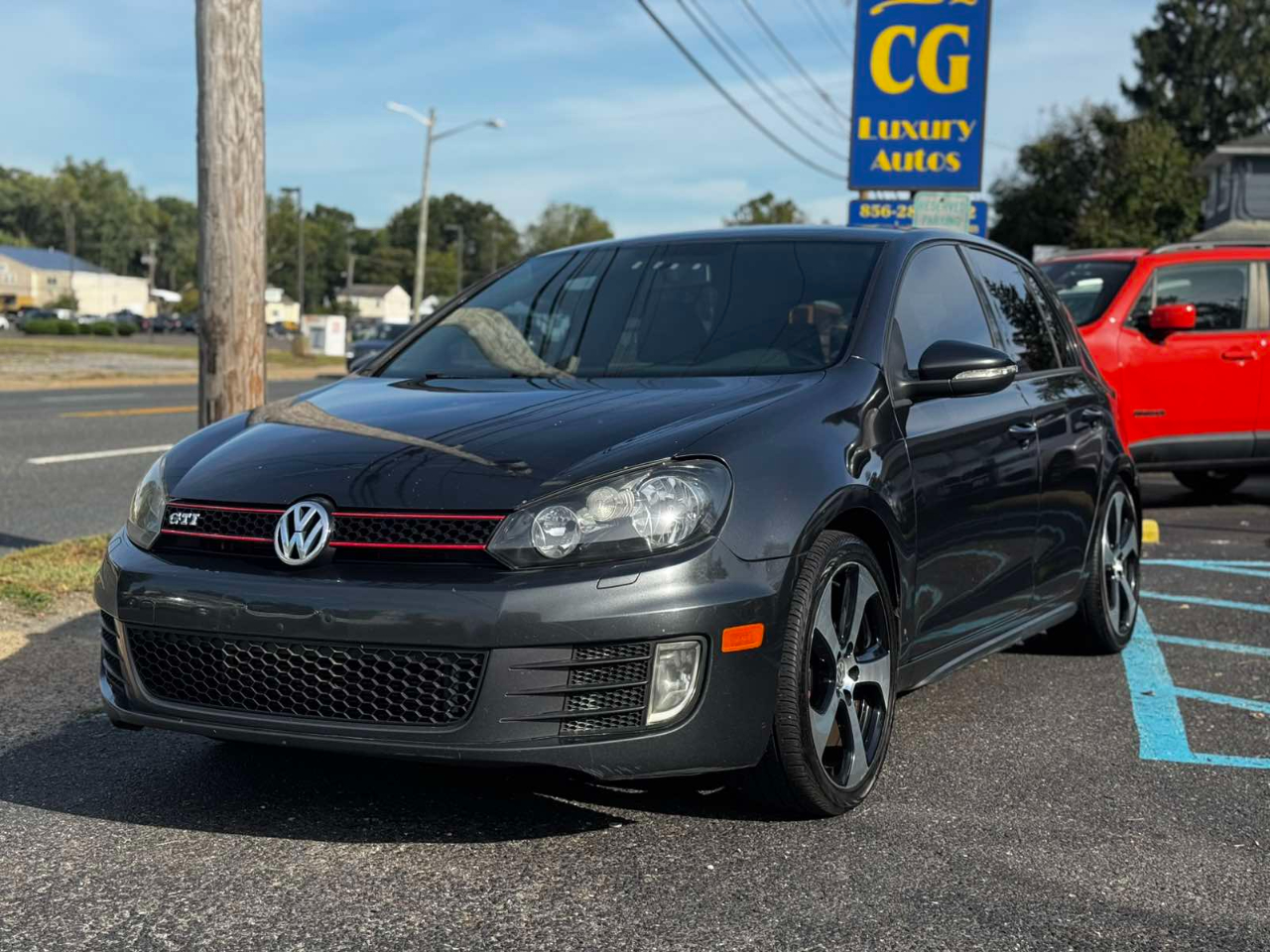 2011 Volkswagen Golf GTI photo 2