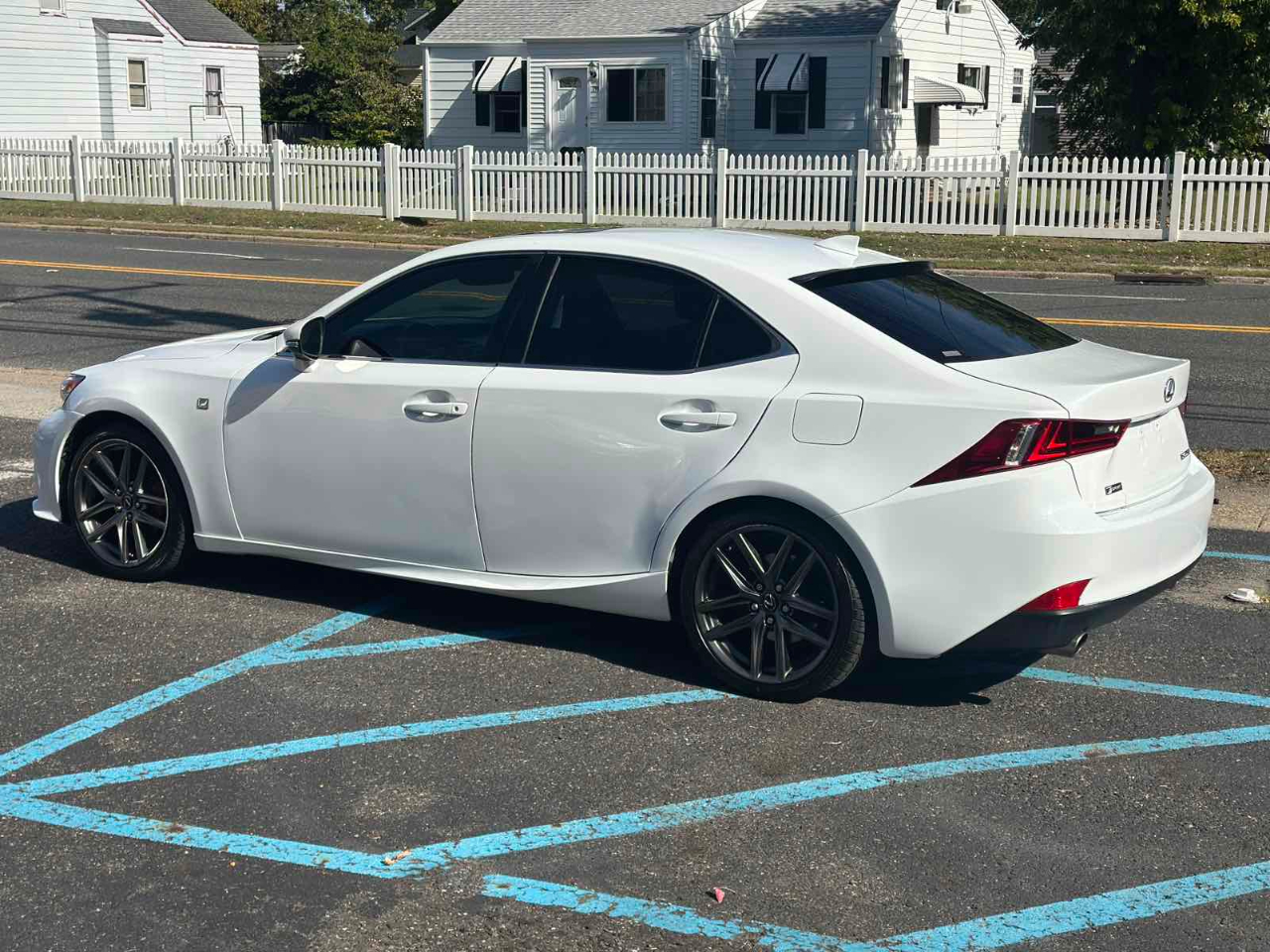 2015 Lexus IS 250 photo 4