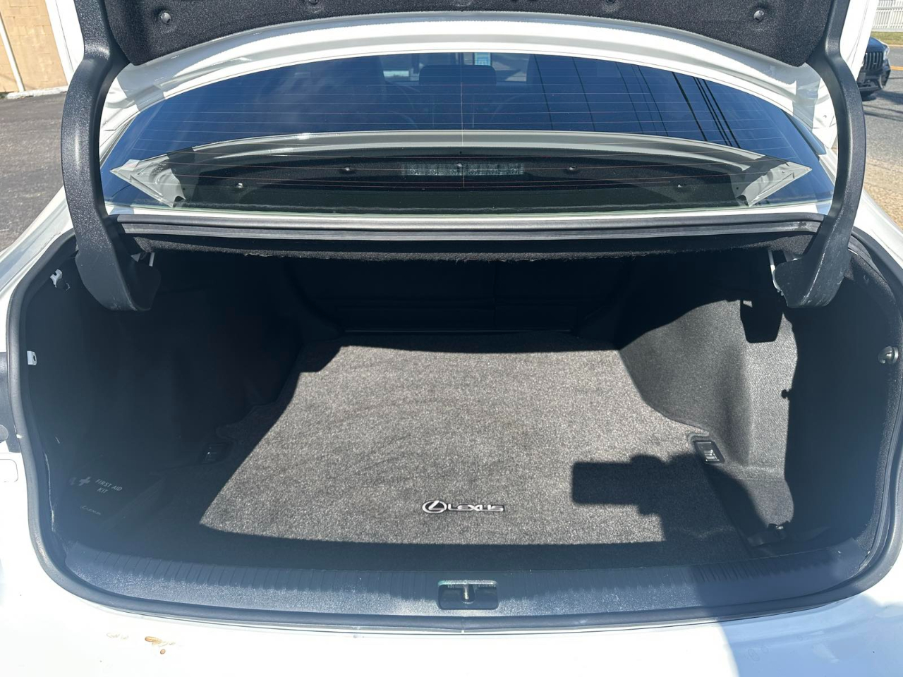 2015 Lexus IS 250 photo 17