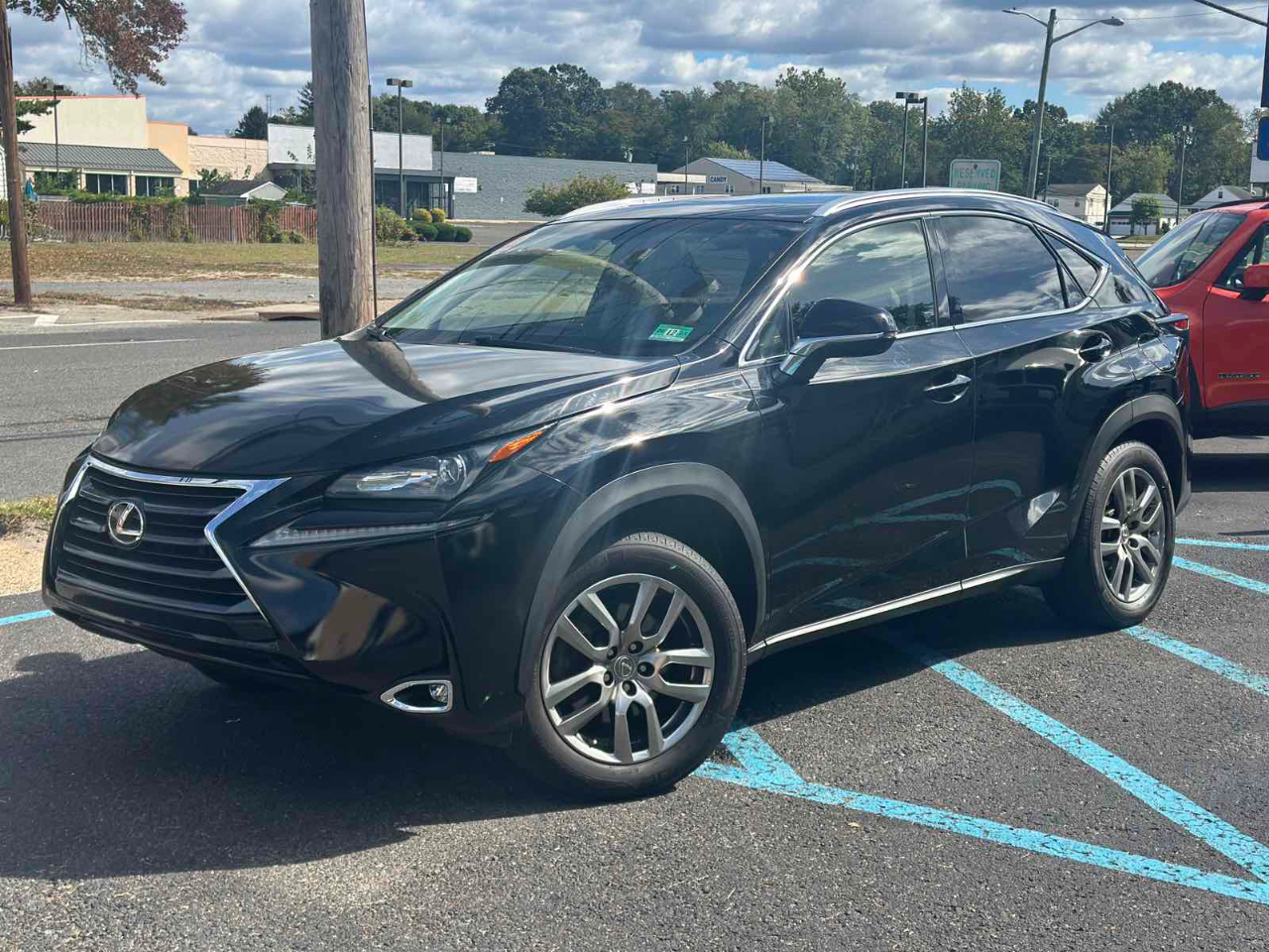 2015 Lexus NX 200t Luxury photo 2
