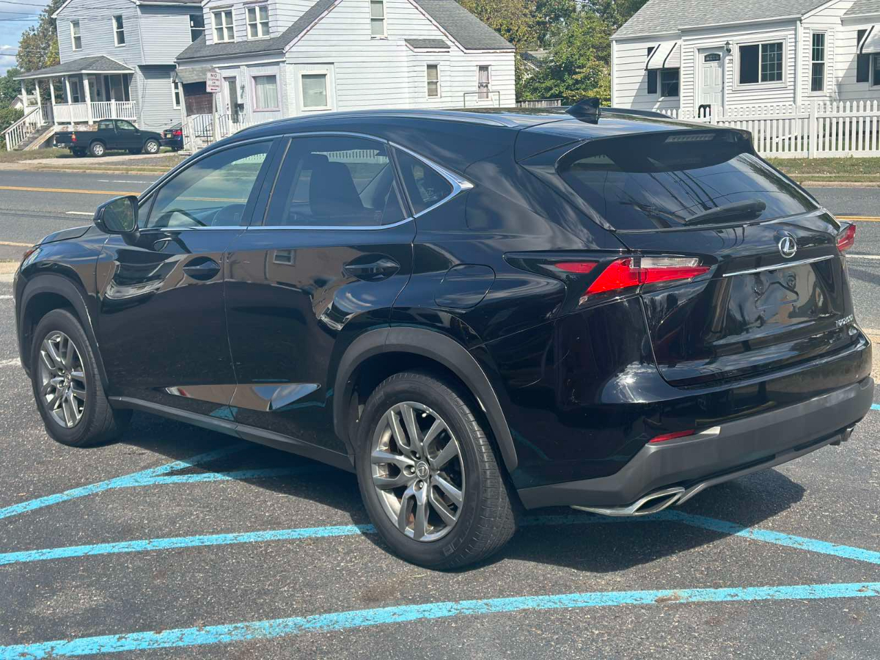 2015 Lexus NX 200t Luxury photo 5