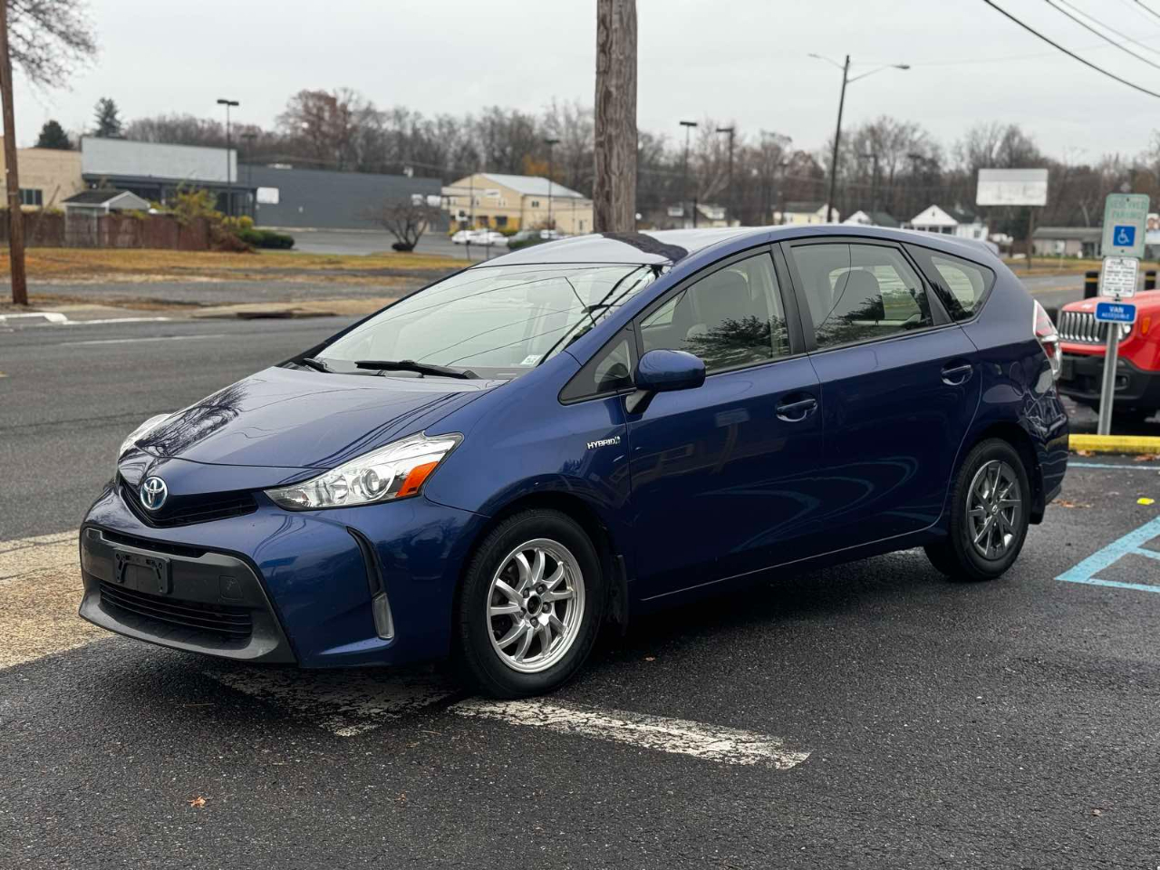 Toyota Prius V Three 2017