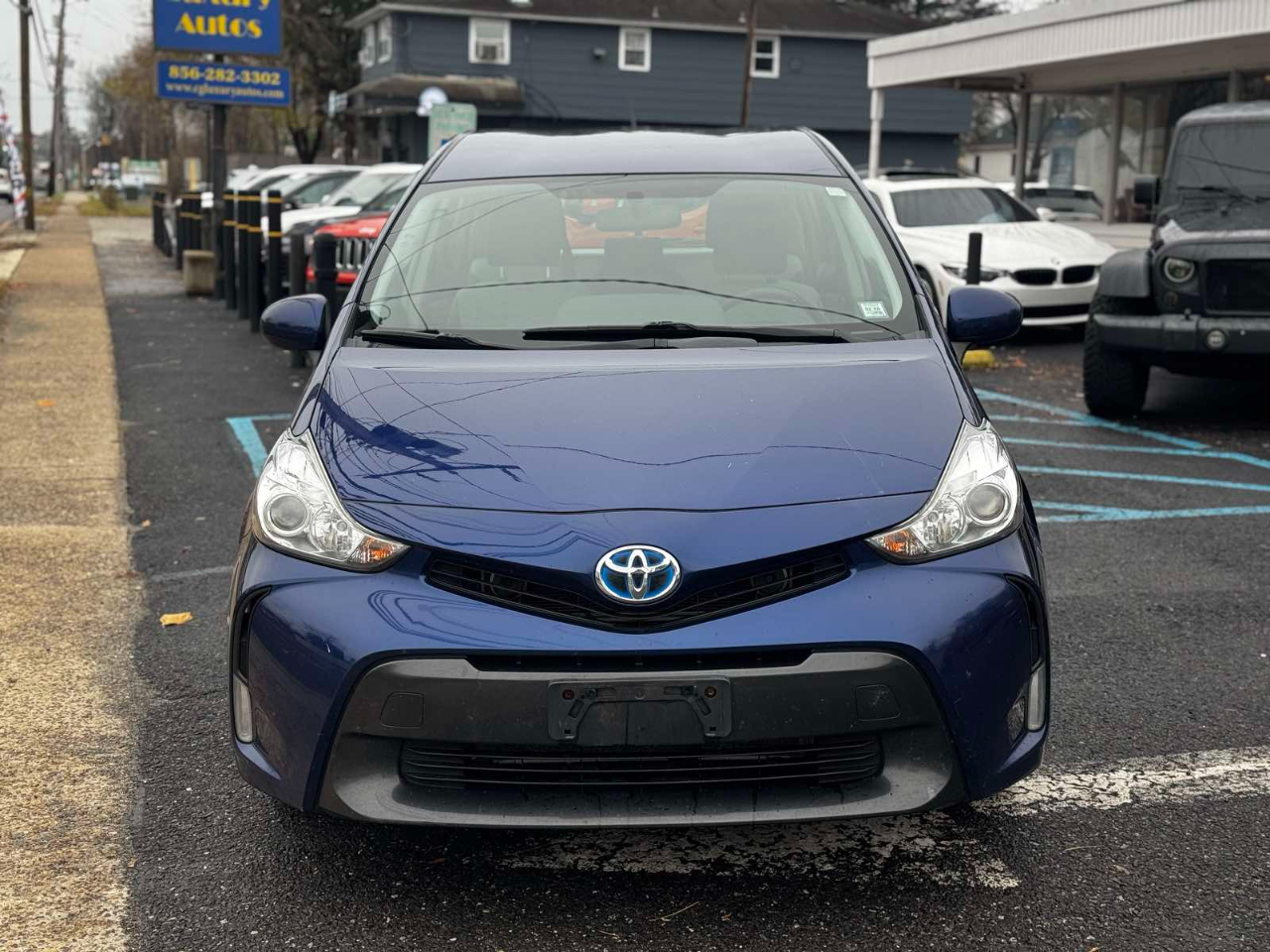 Toyota Prius V Three 2017
