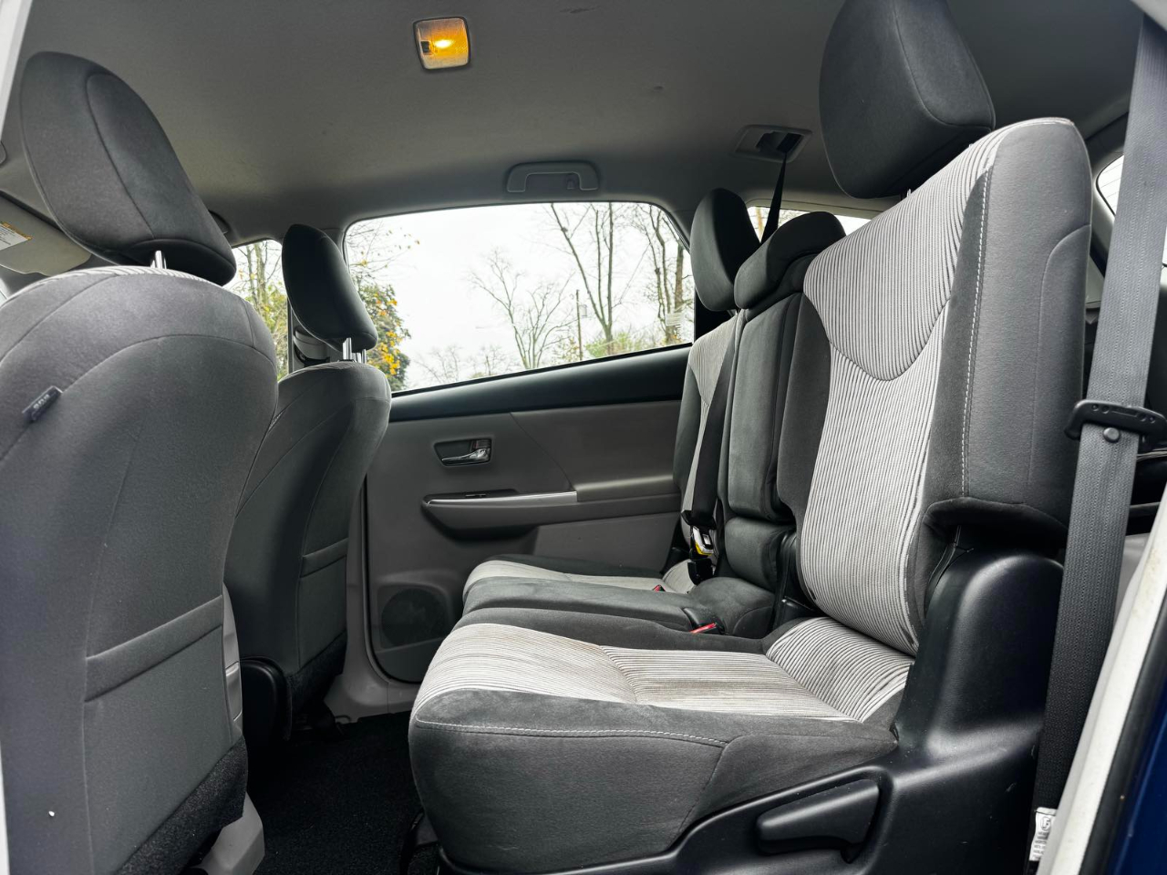 Toyota Prius V Three 2017