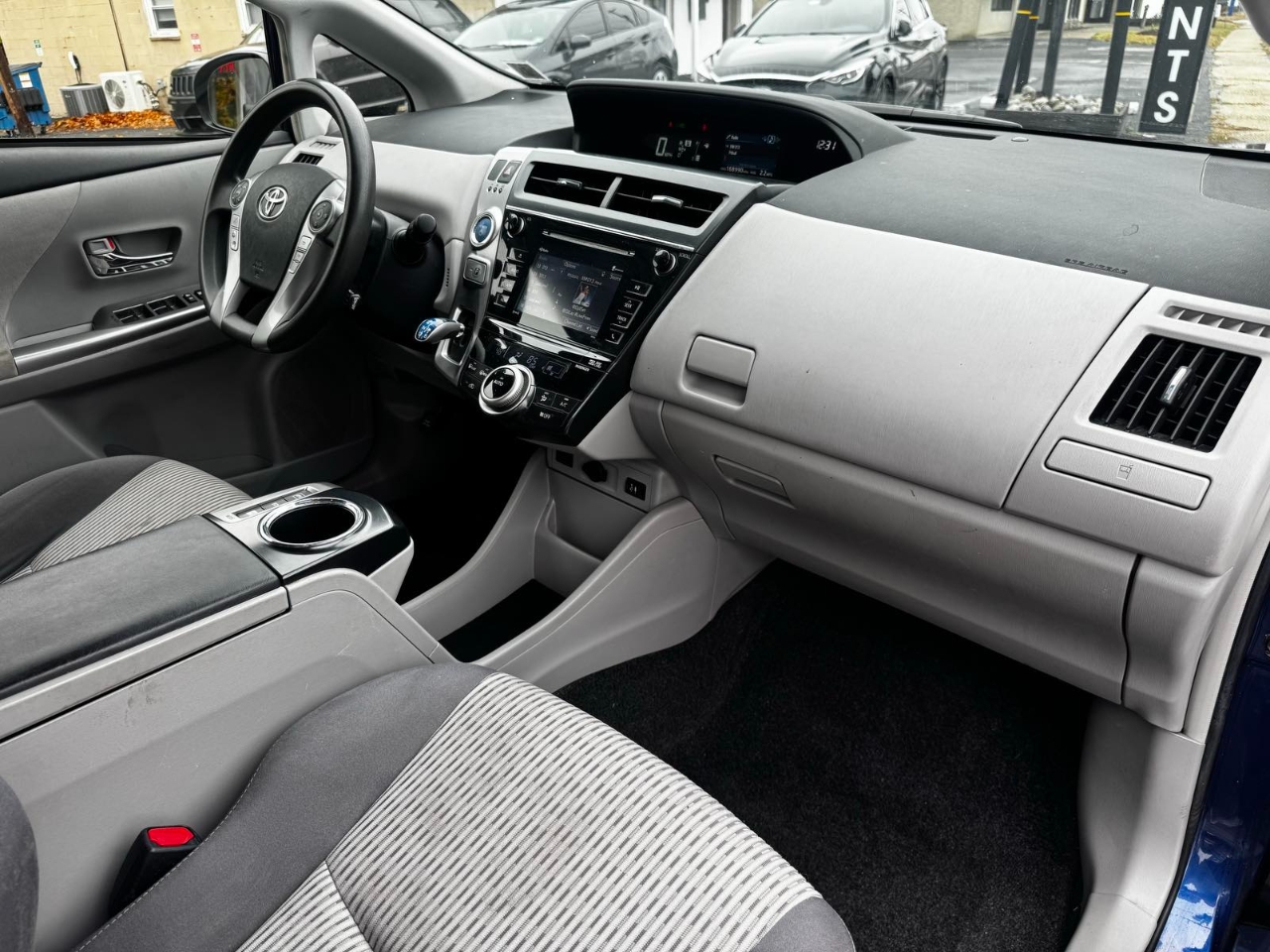 Toyota Prius V Three 2017