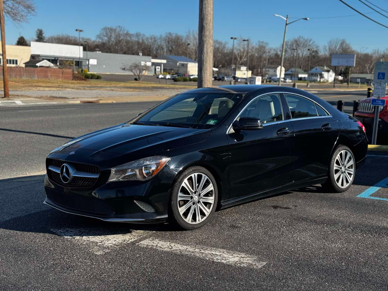 2018 Mercedes Benz CLA photo 4