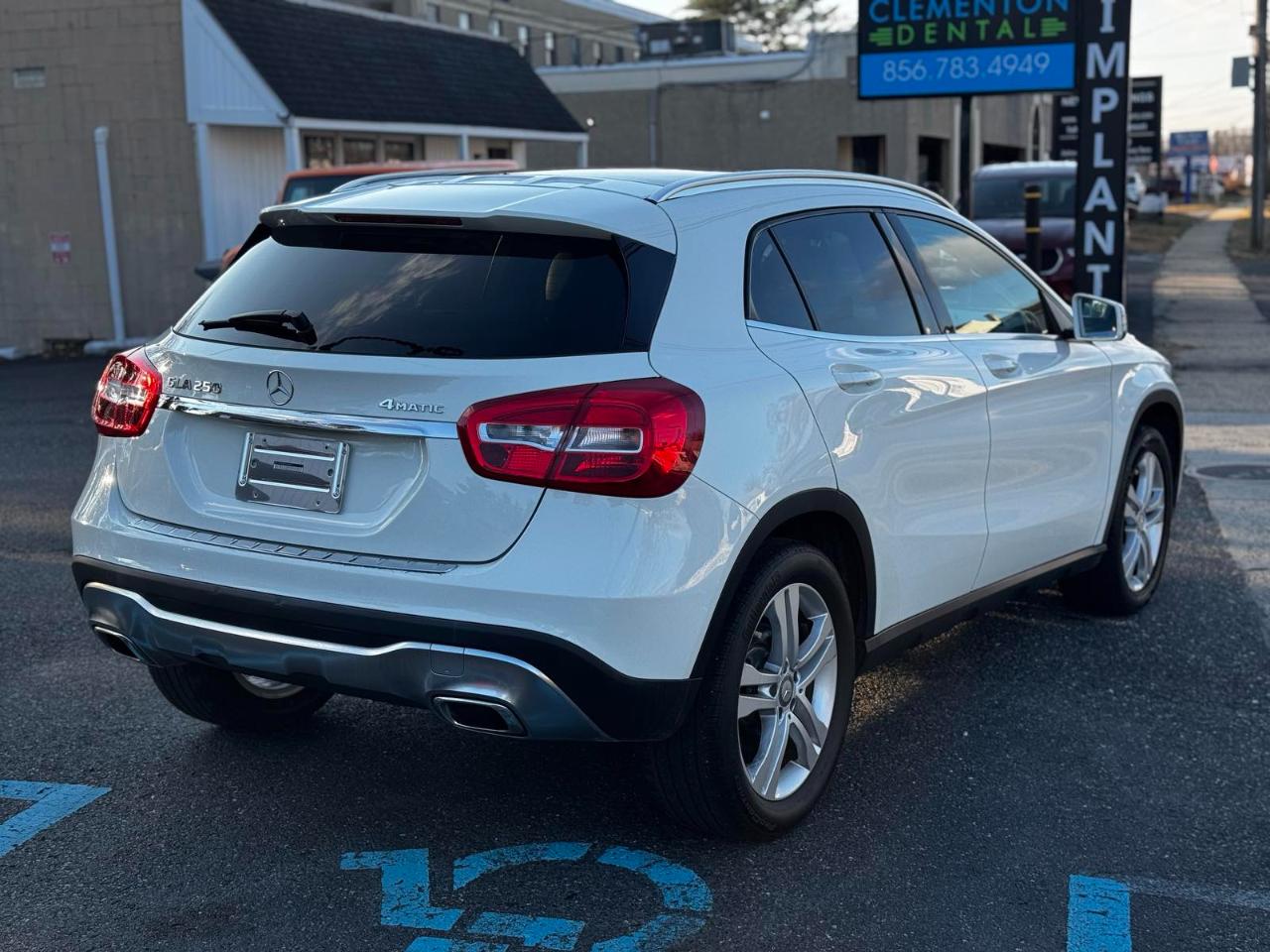 Mercedes-Benz GLA-Class GLA250 4MATIC 2018