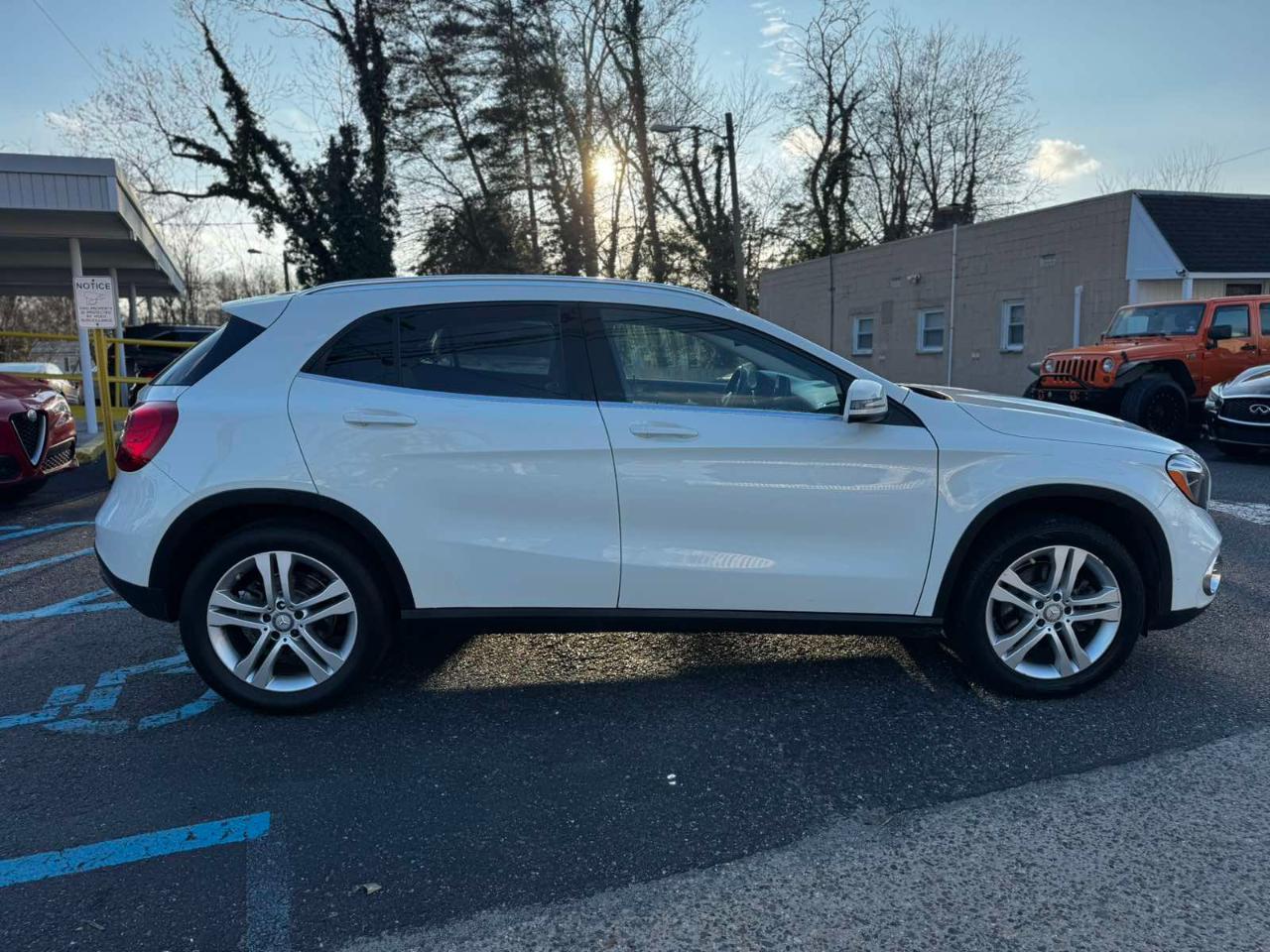 Mercedes-Benz GLA-Class GLA250 4MATIC 2018