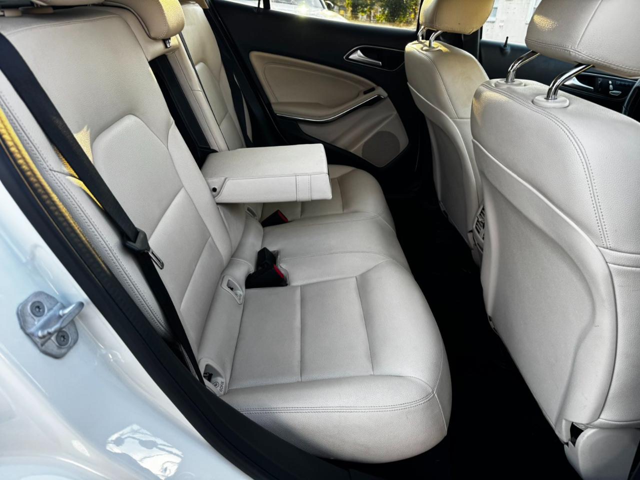 Mercedes-Benz GLA-Class GLA250 4MATIC 2018