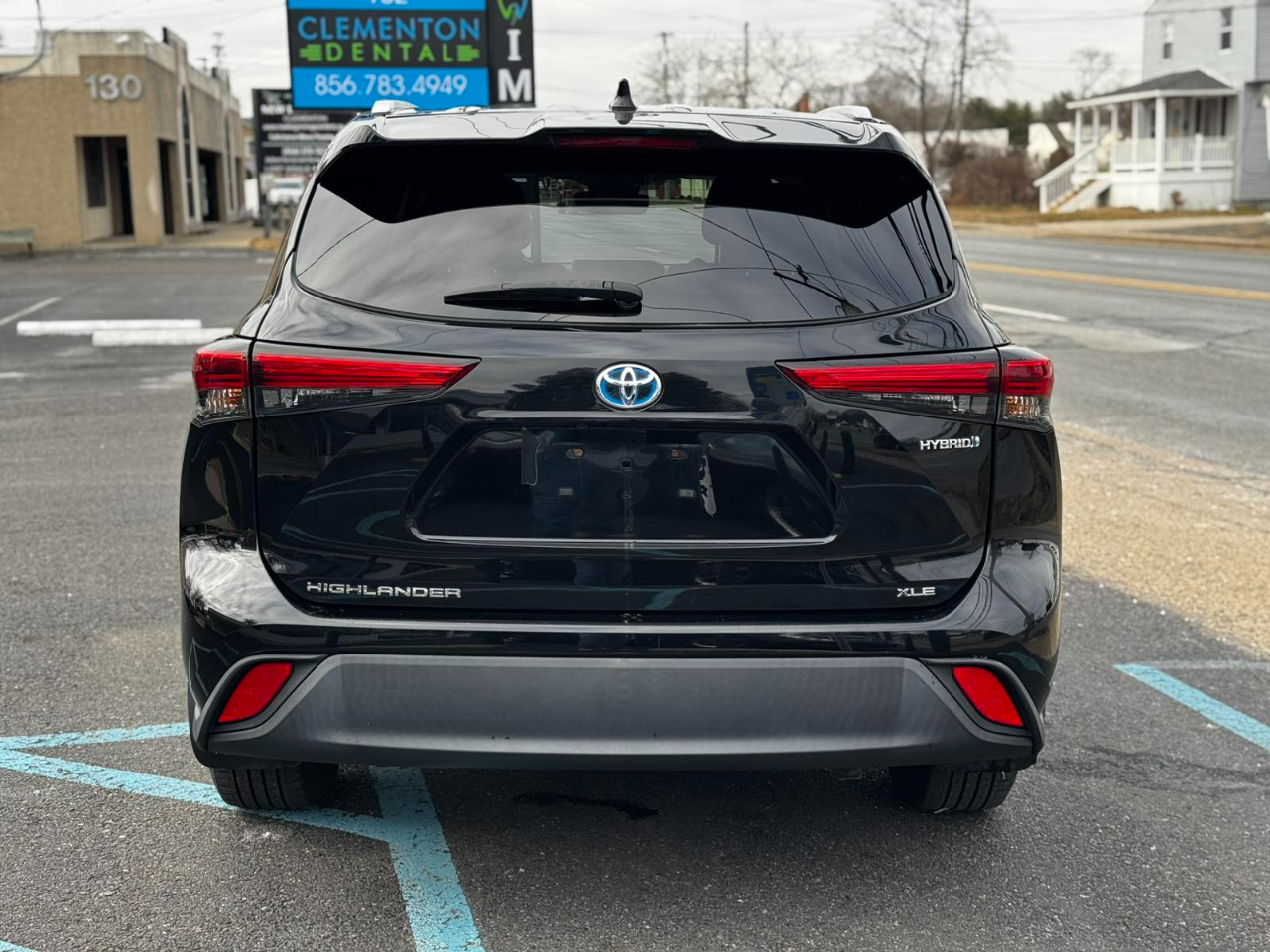 Toyota Highlander Hybrid XLE AWD 2022
