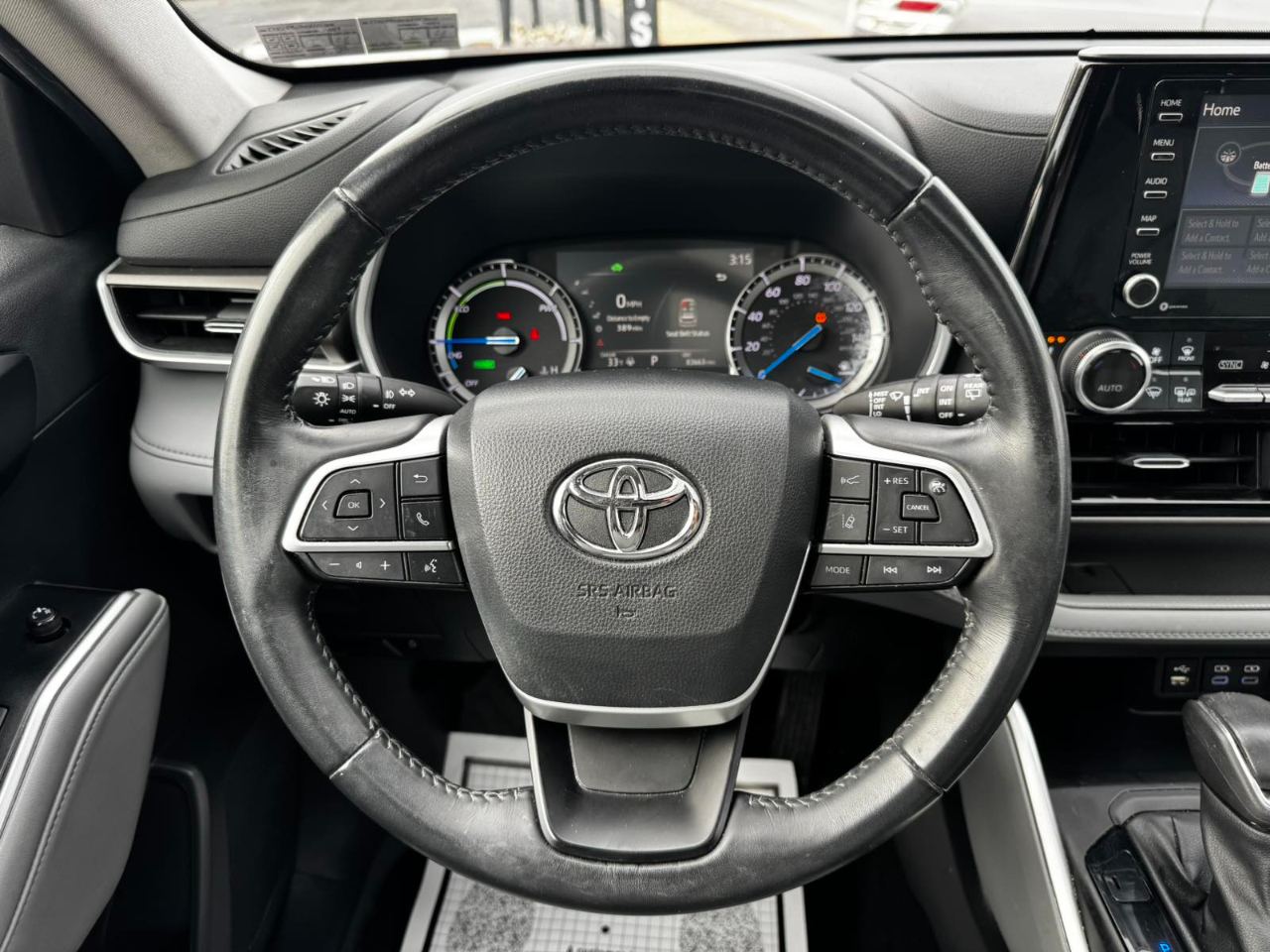 Toyota Highlander Hybrid XLE AWD 2022