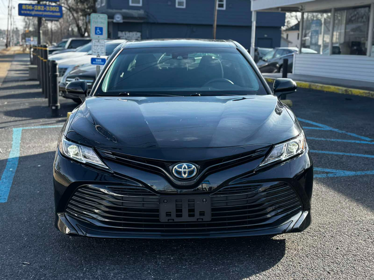 Toyota Camry Hybrid LE 2020