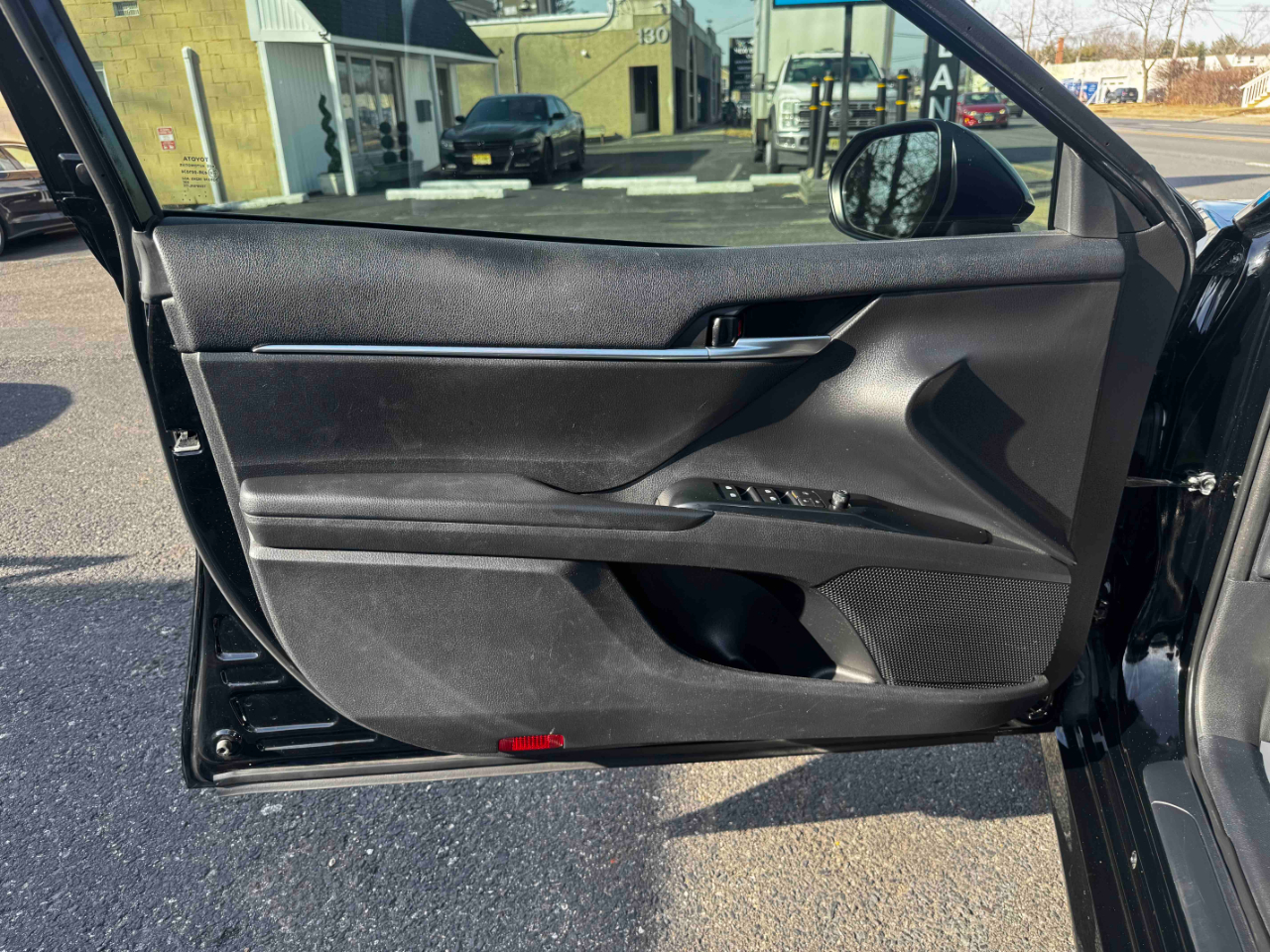 Toyota Camry Hybrid LE 2020