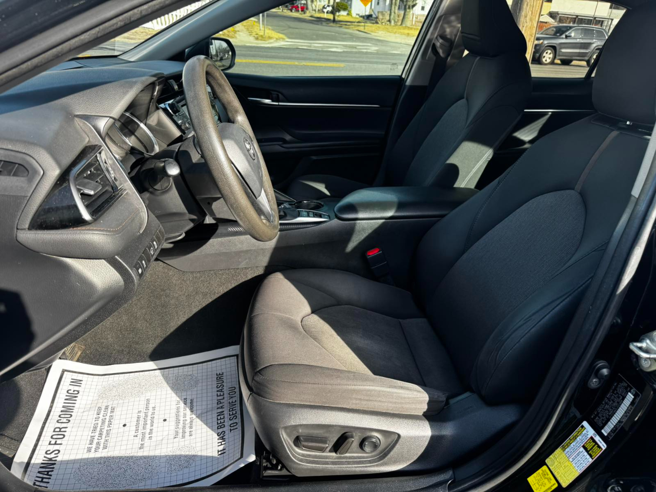 Toyota Camry Hybrid LE 2020