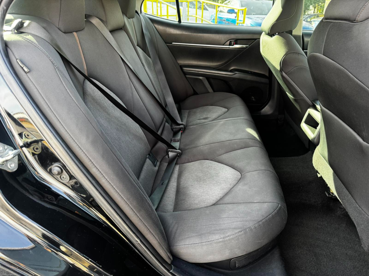 Toyota Camry Hybrid LE 2020