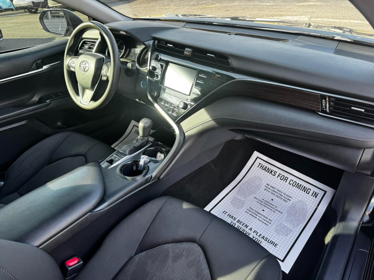 Toyota Camry Hybrid LE 2020