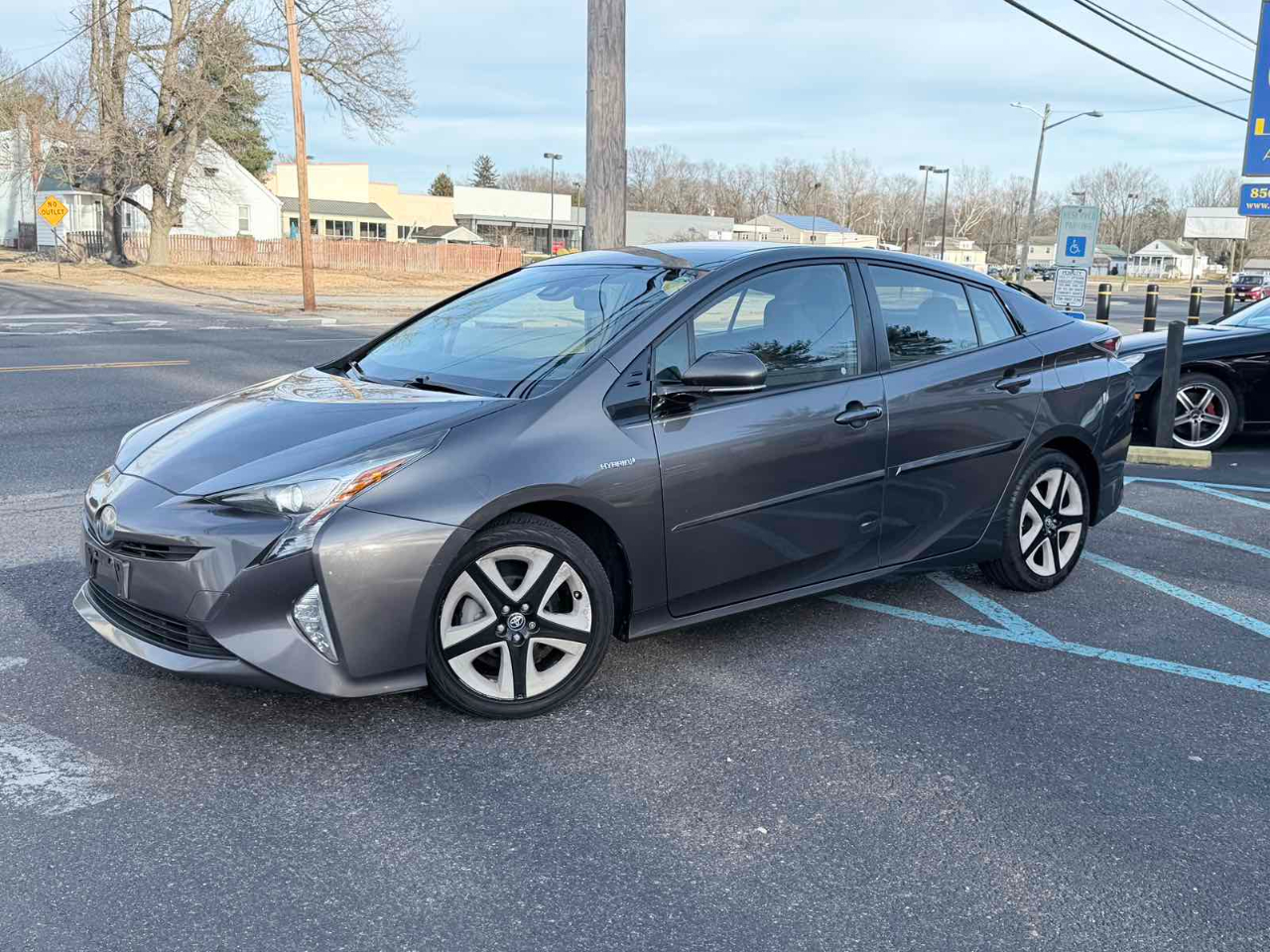 Toyota Prius Four 2016