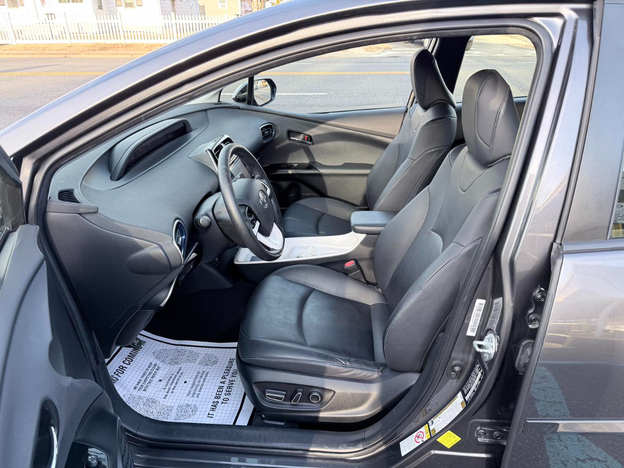 Toyota Prius Four 2016