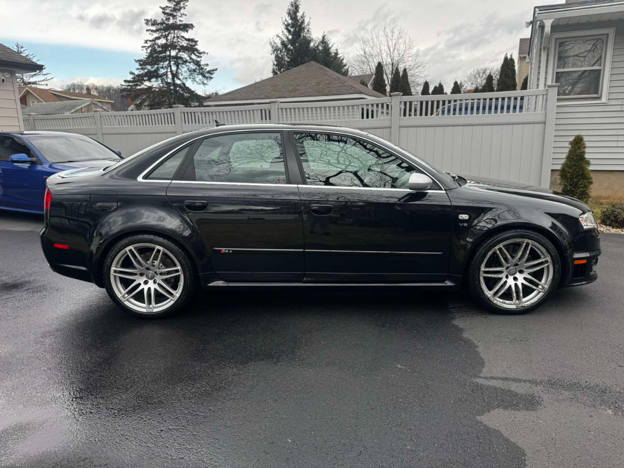 Audi RS4 Sedan 2008