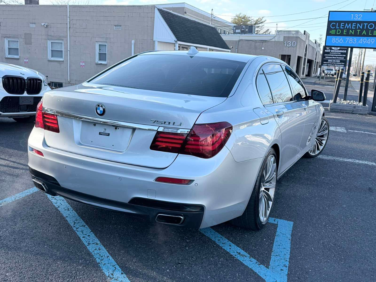 BMW 7-Series 750Li 2013