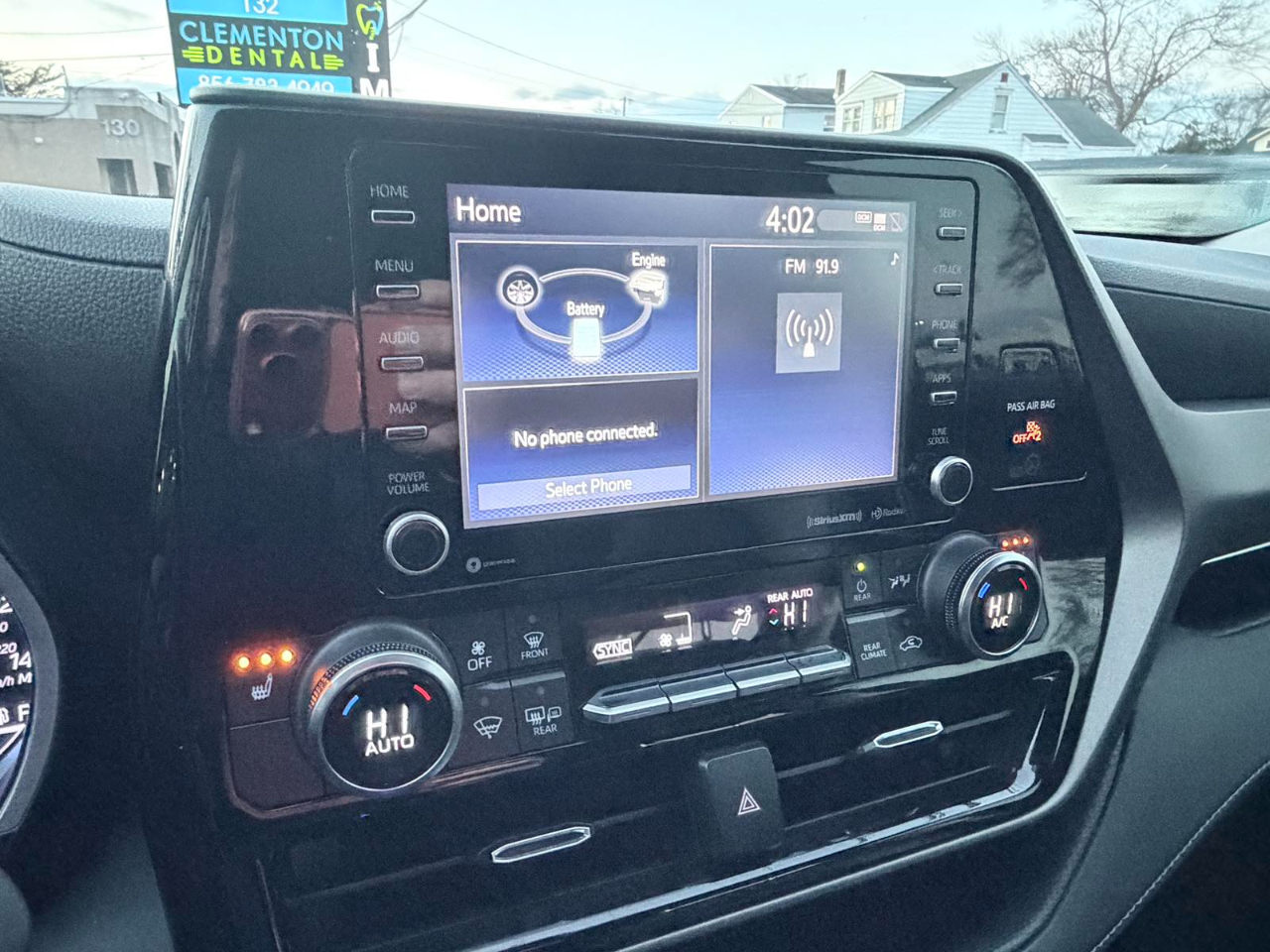 Toyota Highlander Hybrid XLE 2022