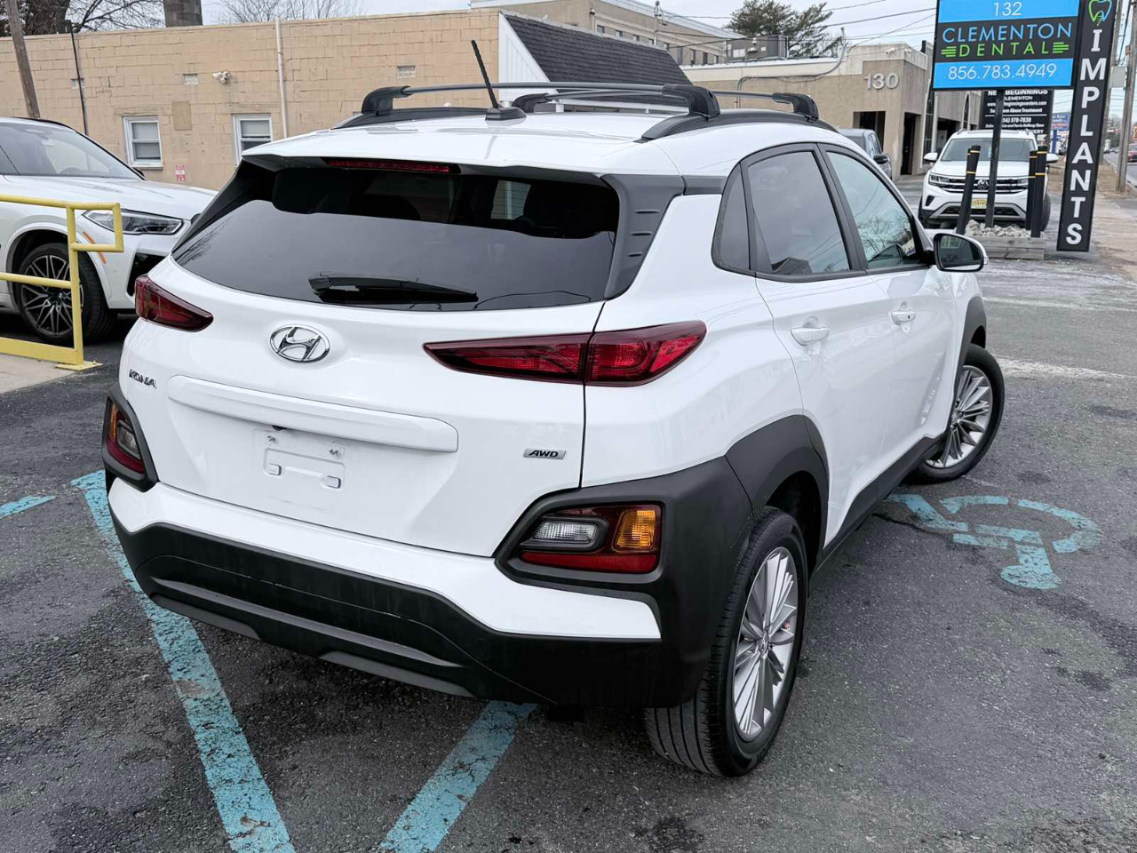 Hyundai Kona SEL AWD 2021