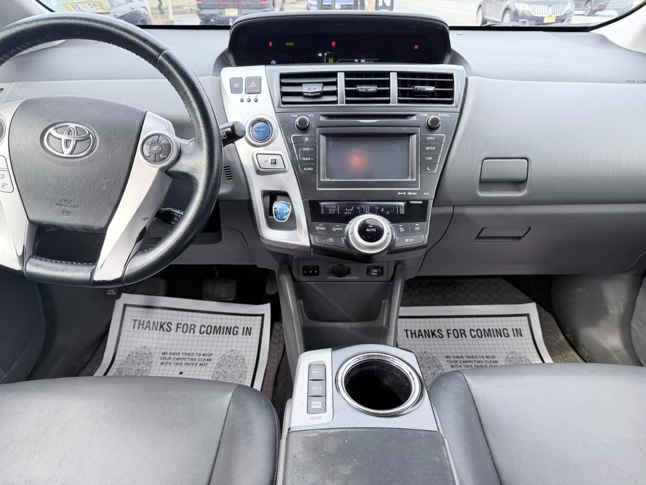Toyota Prius V Five 2013