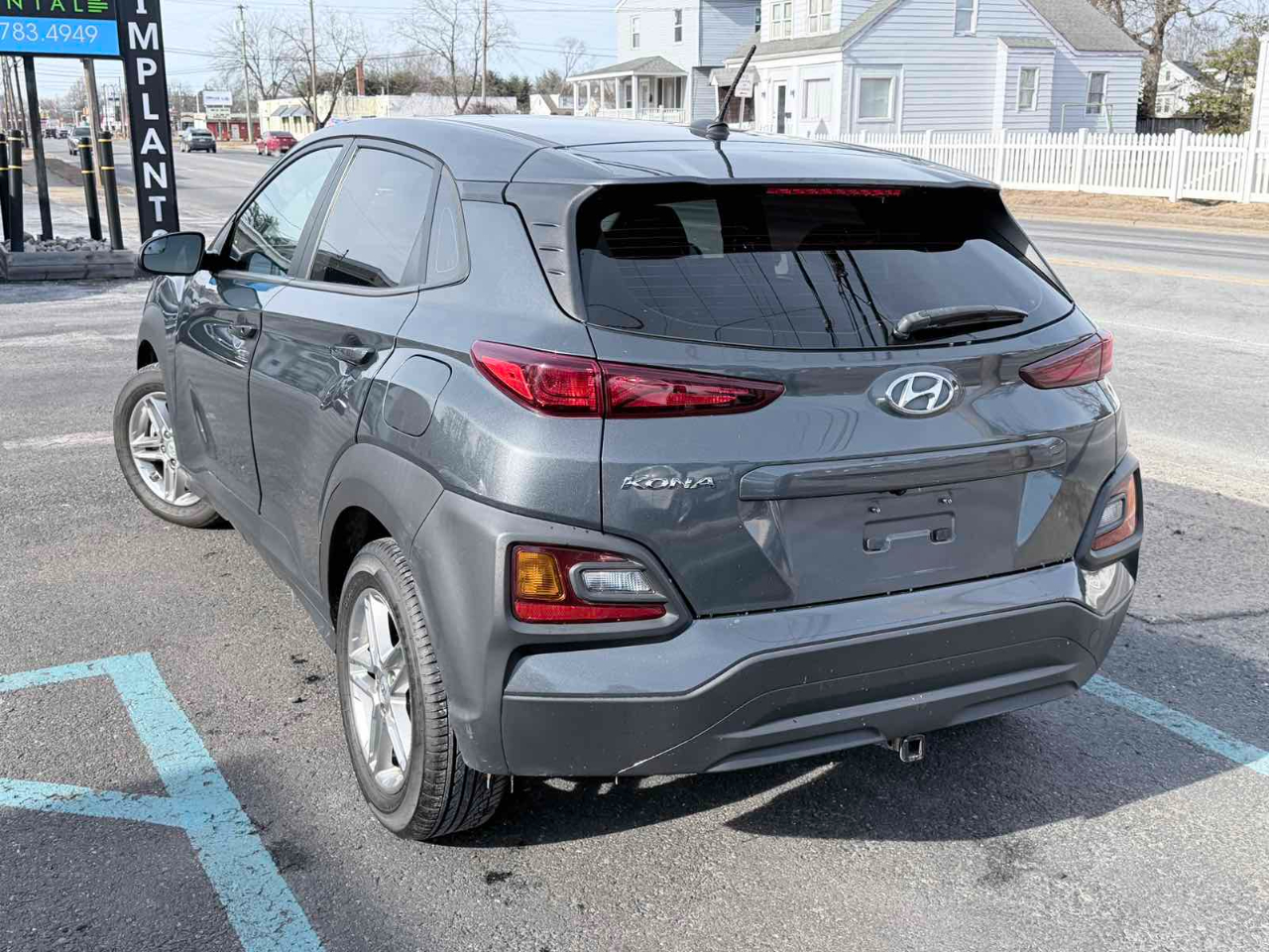 Hyundai Kona SE 2021