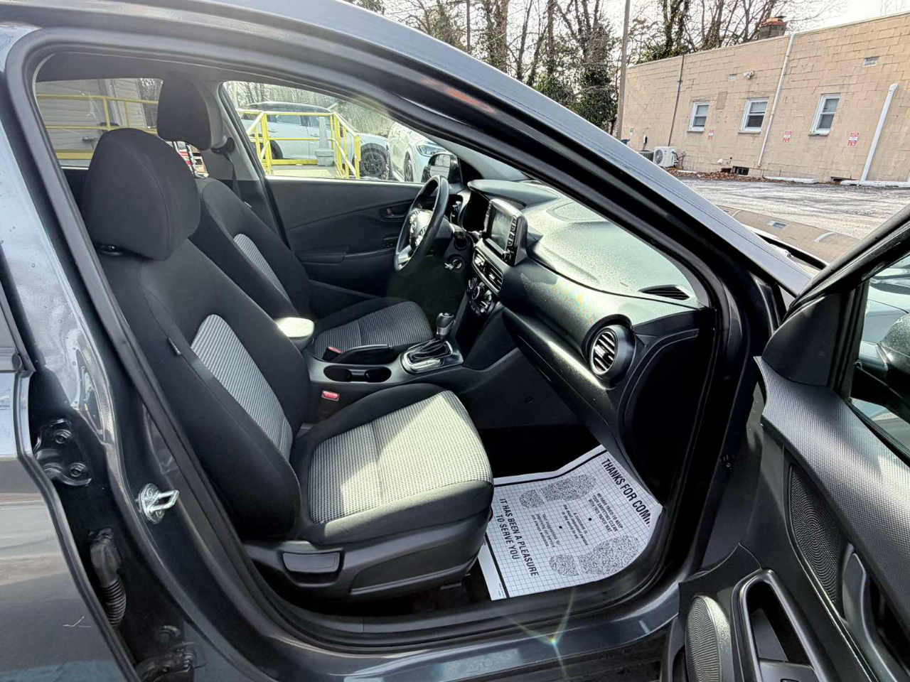 Hyundai Kona SE 2021