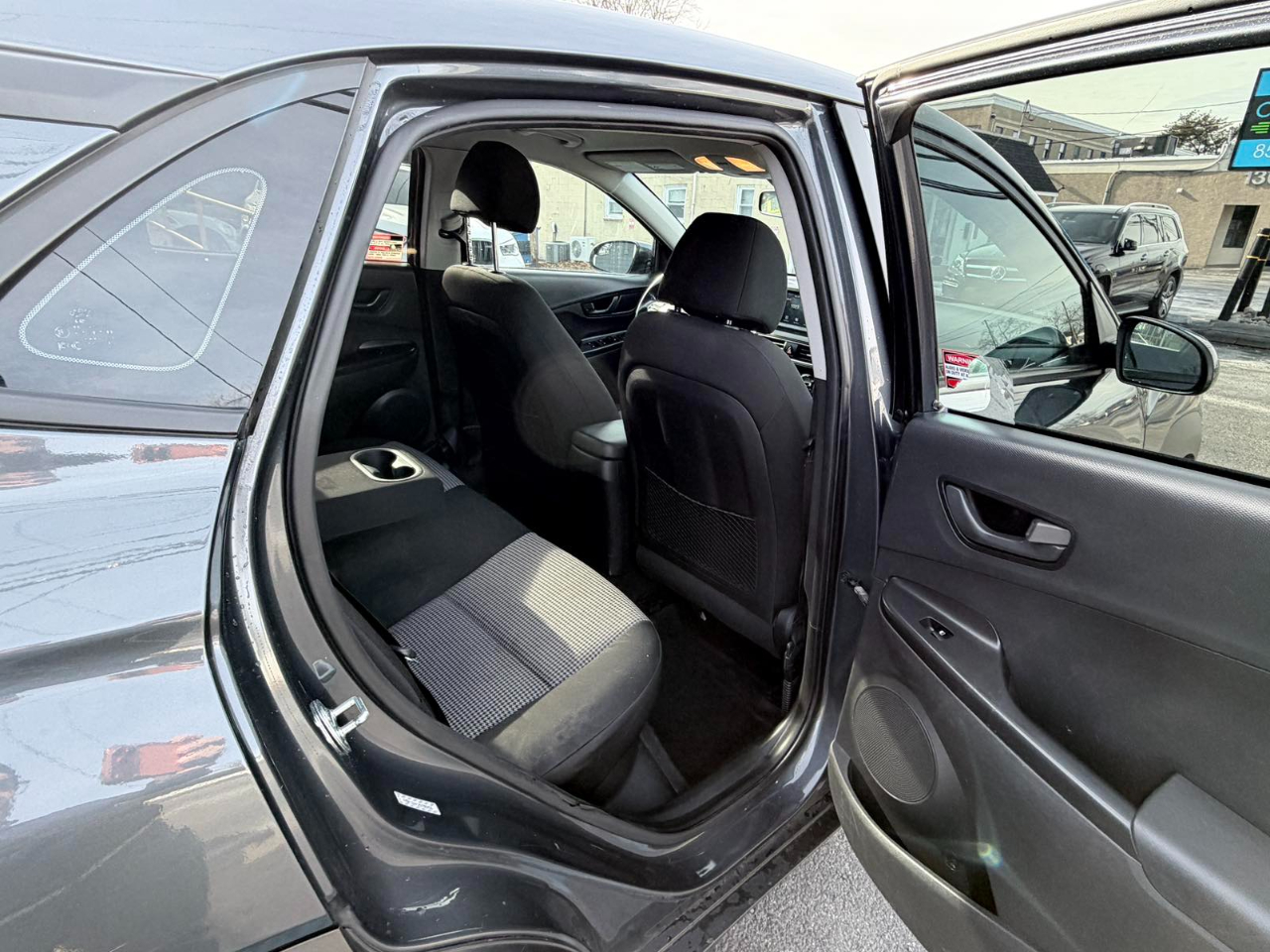 Hyundai Kona SE 2021