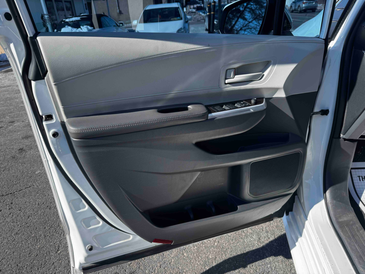 Toyota Sienna LE 8-Passenger 2022