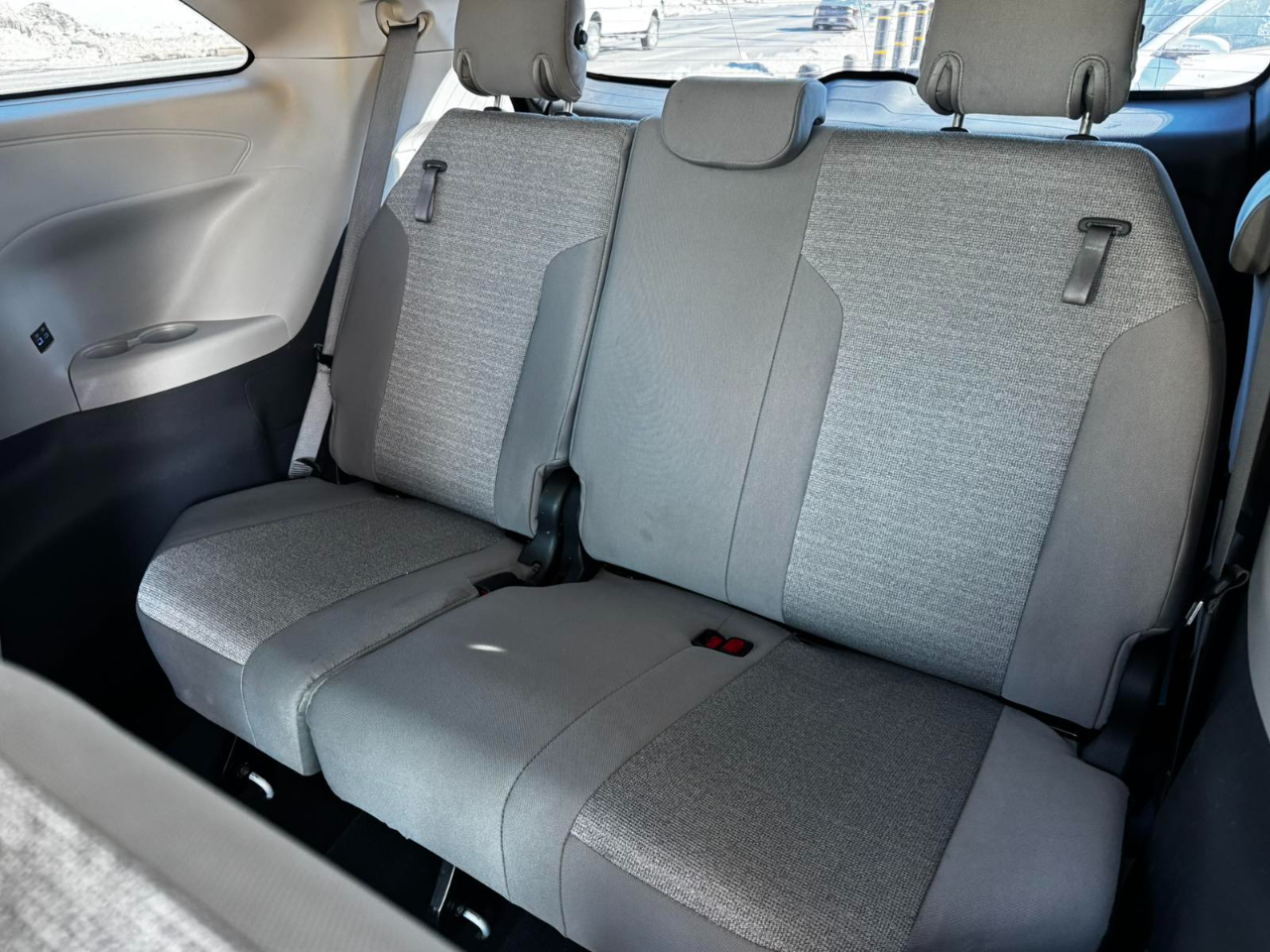 Toyota Sienna LE 8-Passenger 2022