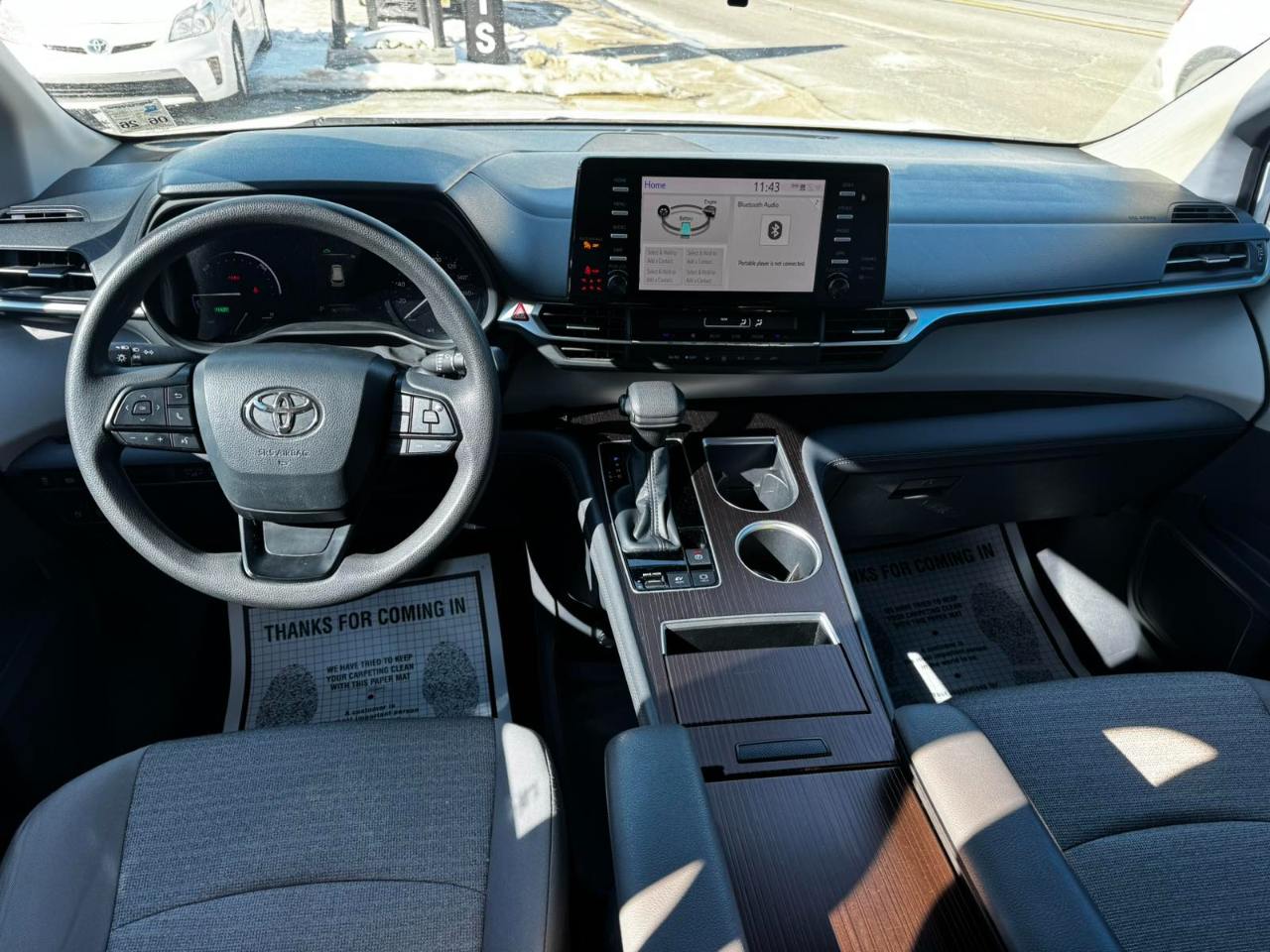 Toyota Sienna LE 8-Passenger 2022