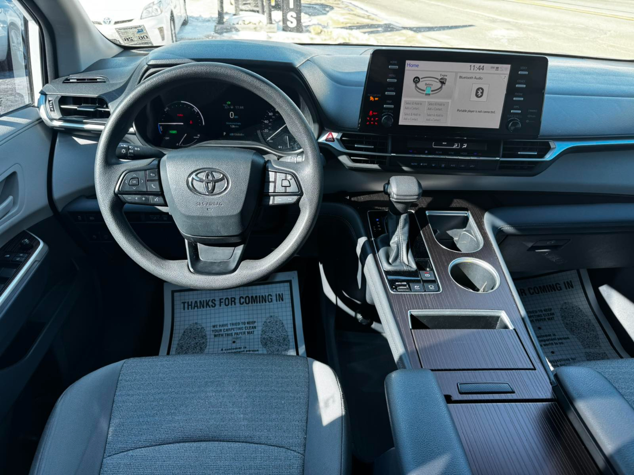 Toyota Sienna LE 8-Passenger 2022