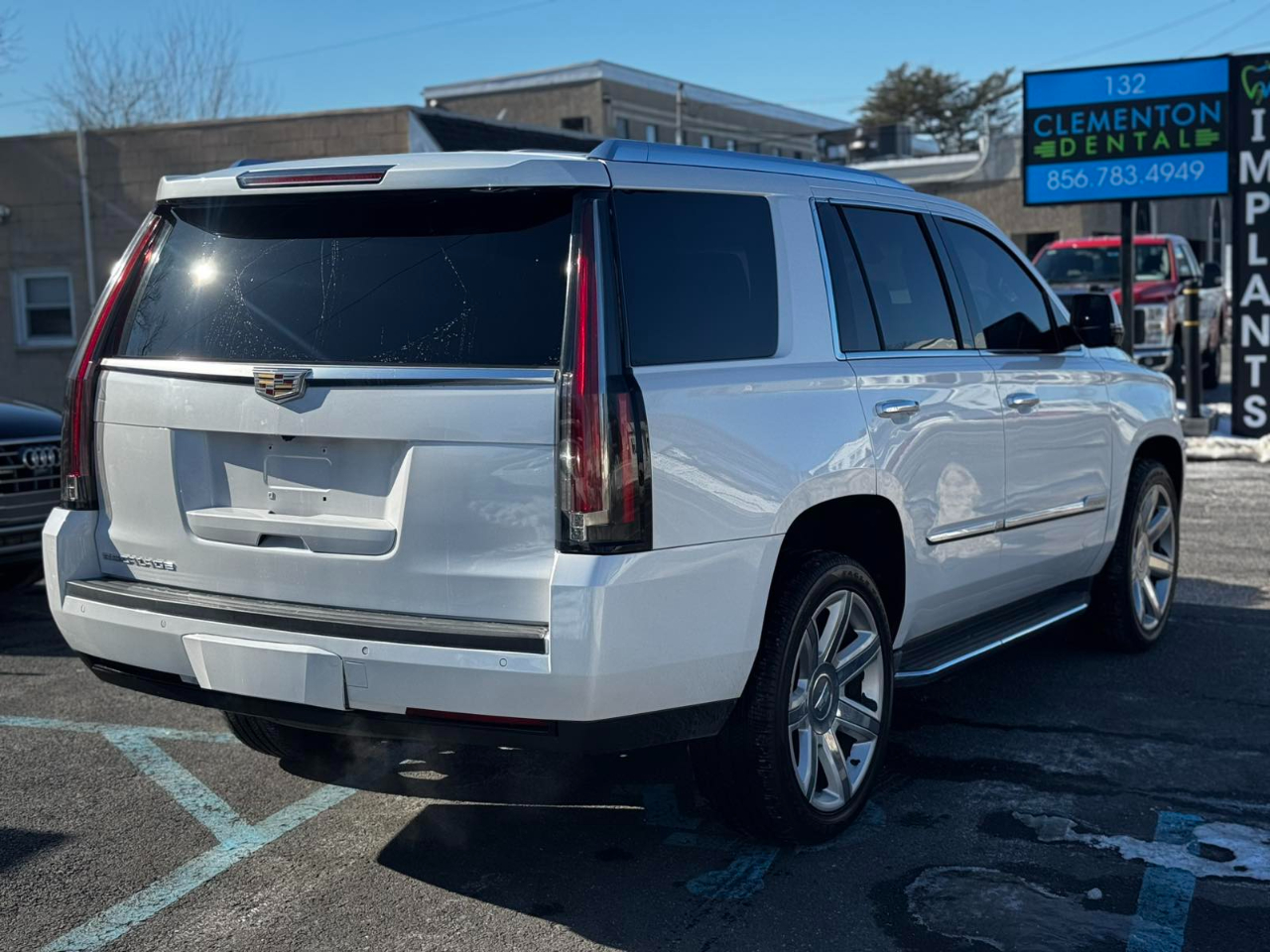 Cadillac Escalade Luxury 2016