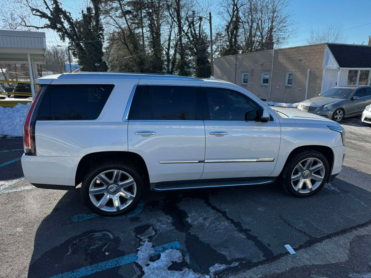 Cadillac Escalade Luxury 2016