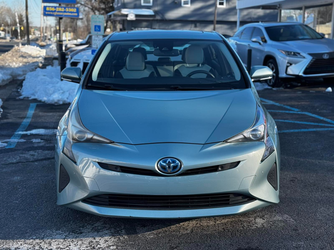Toyota Prius Four 2018