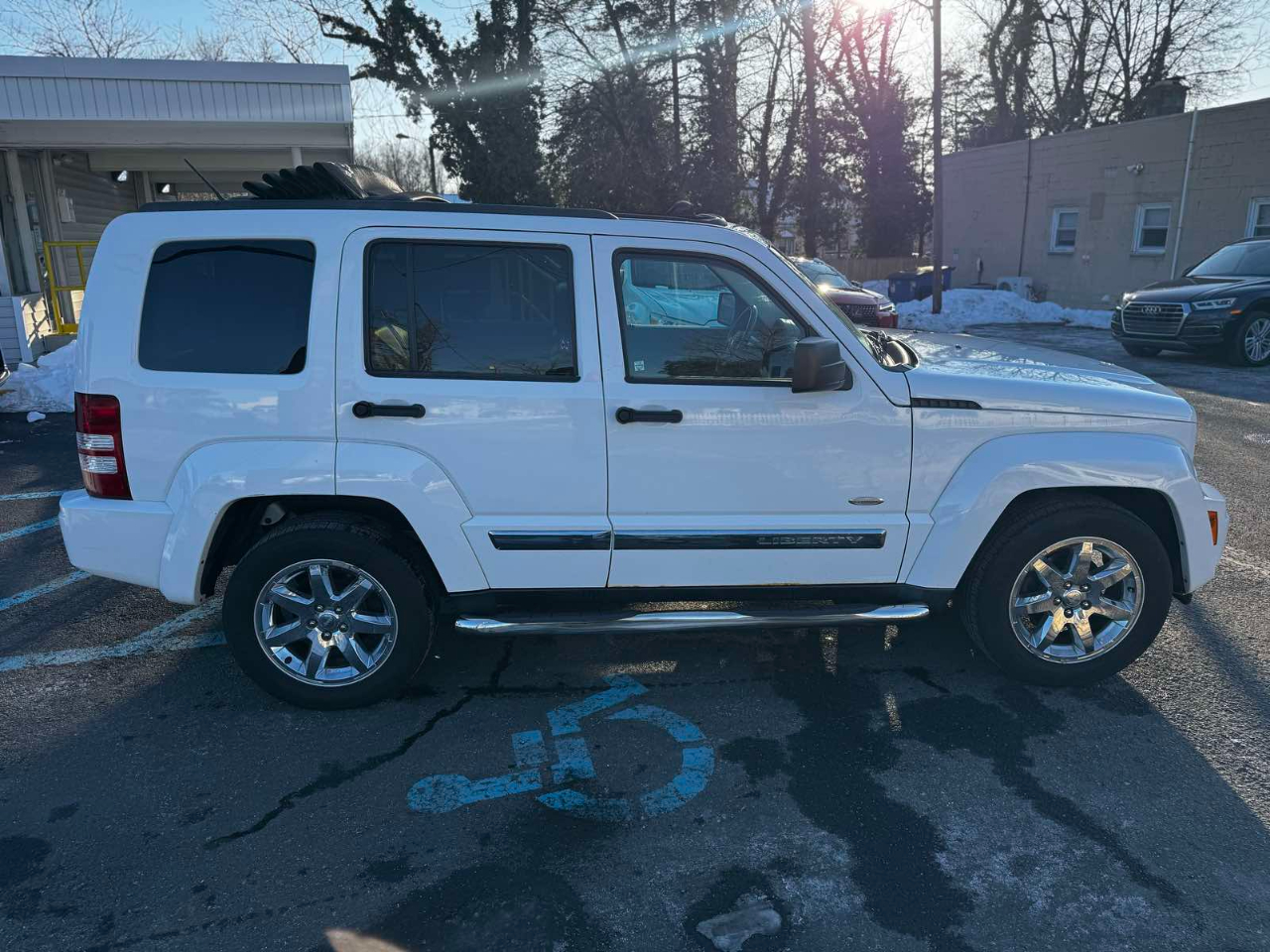 Jeep Liberty  2012
