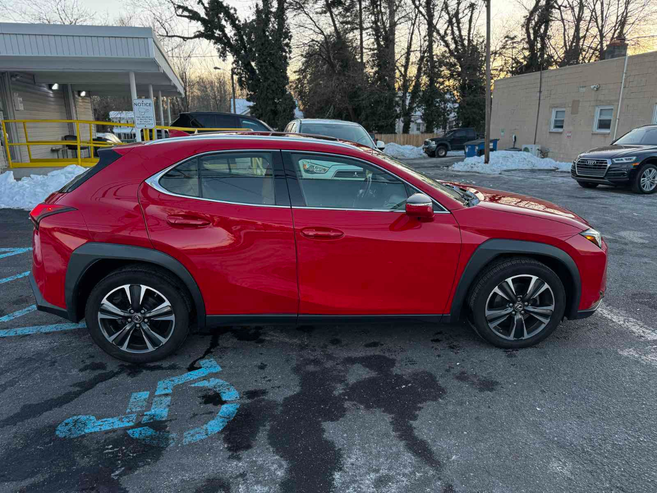 Lexus UX 200 Base 2019