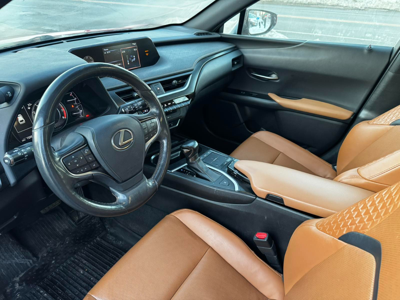 Lexus UX 200 Base 2019