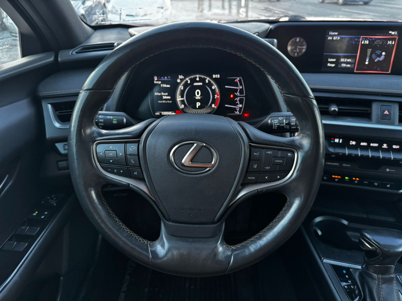 Lexus UX 200 Base 2019