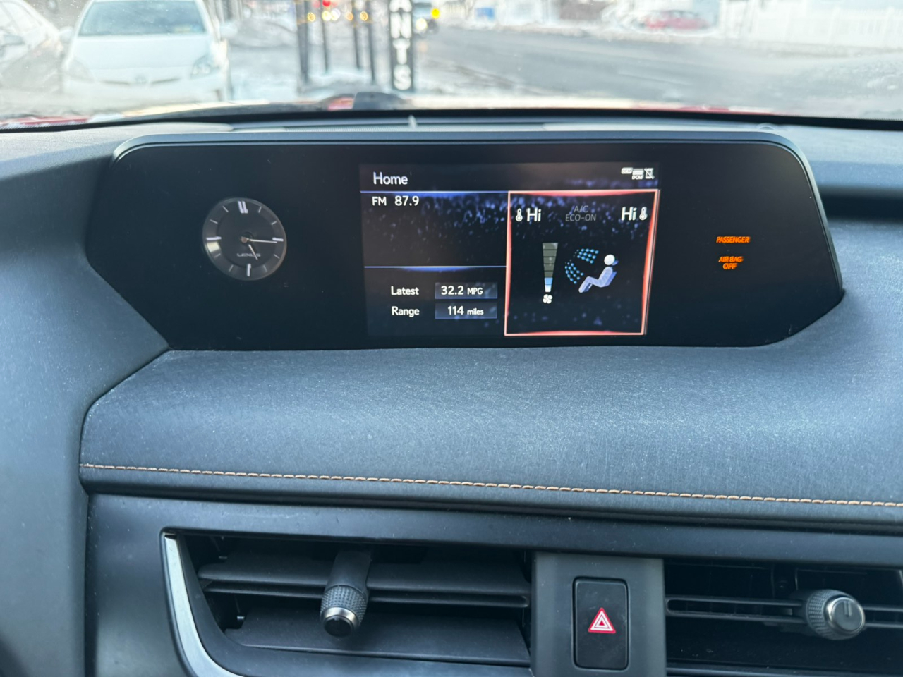 Lexus UX 200 Base 2019