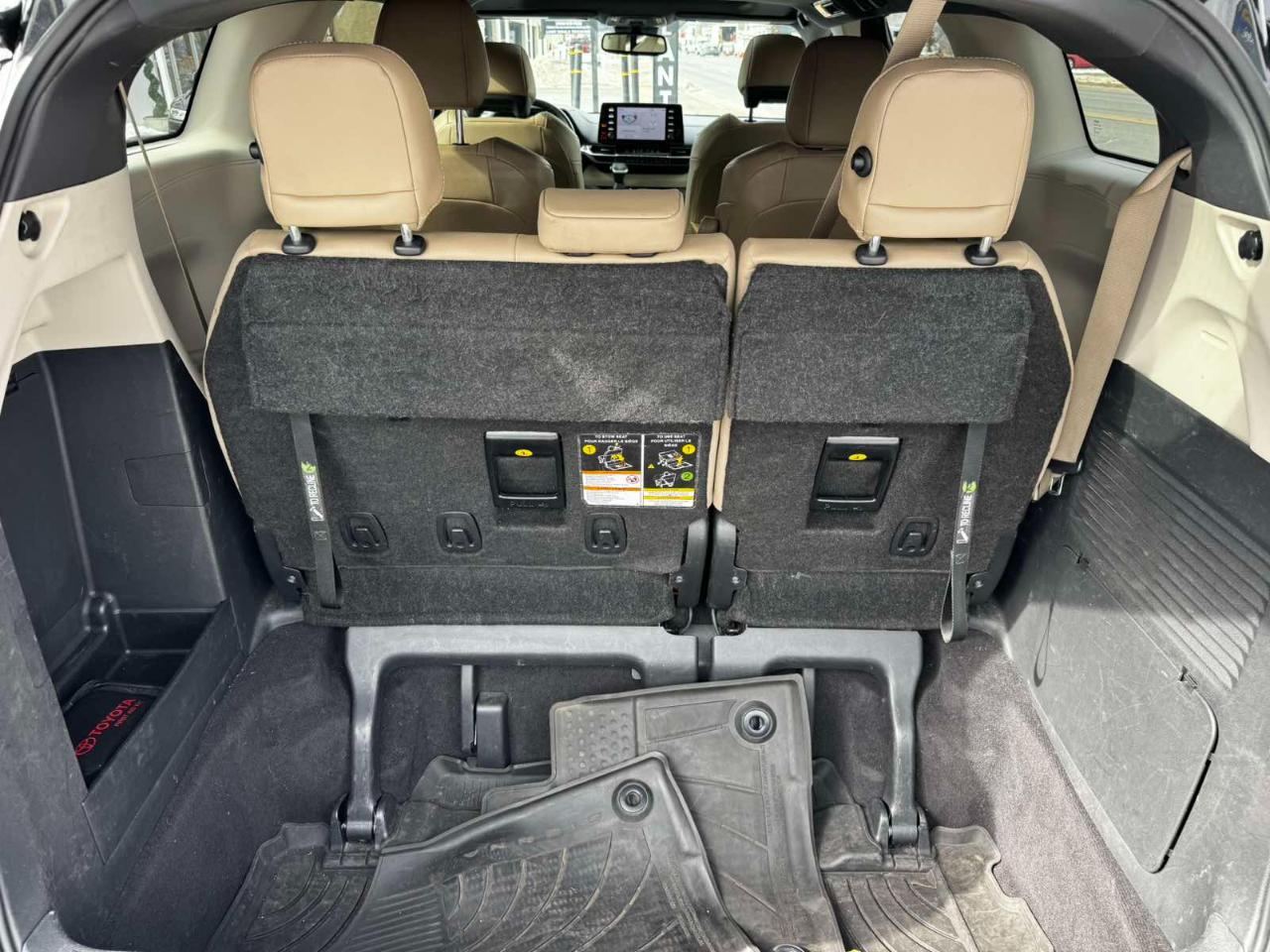 Toyota Sienna XLE 7-Passenger AWD 2023