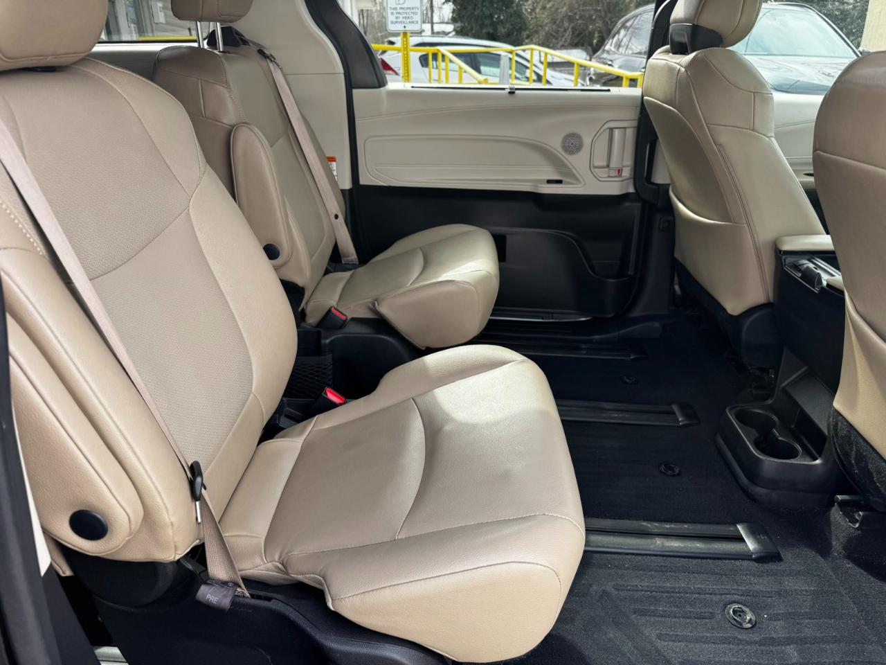 Toyota Sienna XLE 7-Passenger AWD 2023