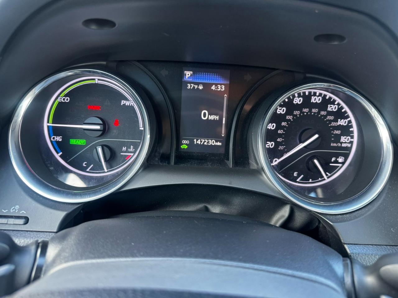 Toyota Camry Hybrid SE 2019