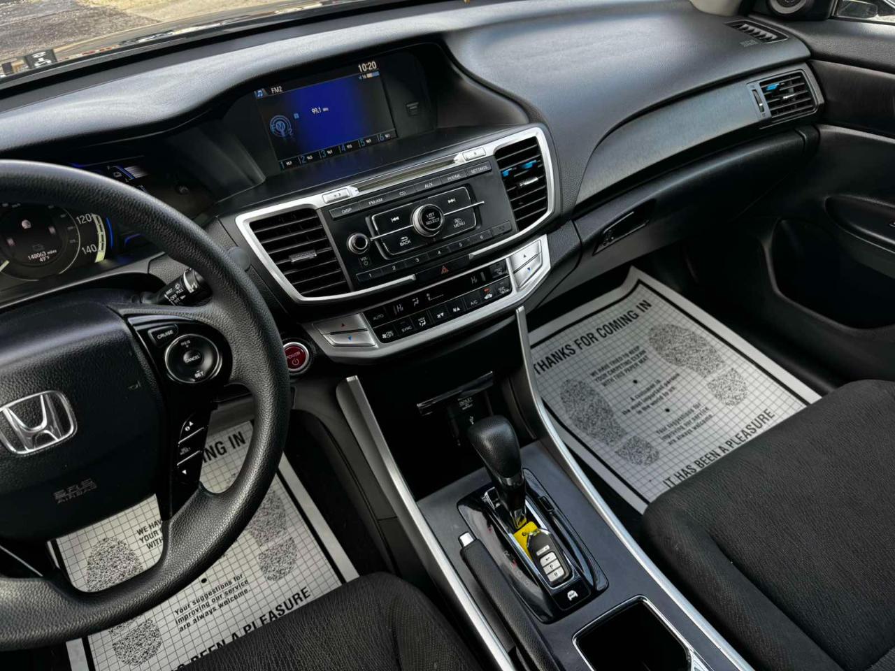 Honda Accord Hybrid Base 2015