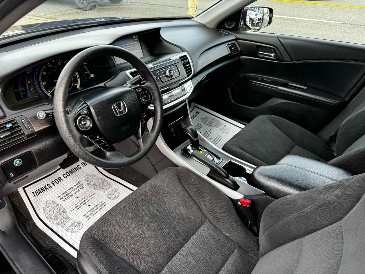 Honda Accord Hybrid Base 2015