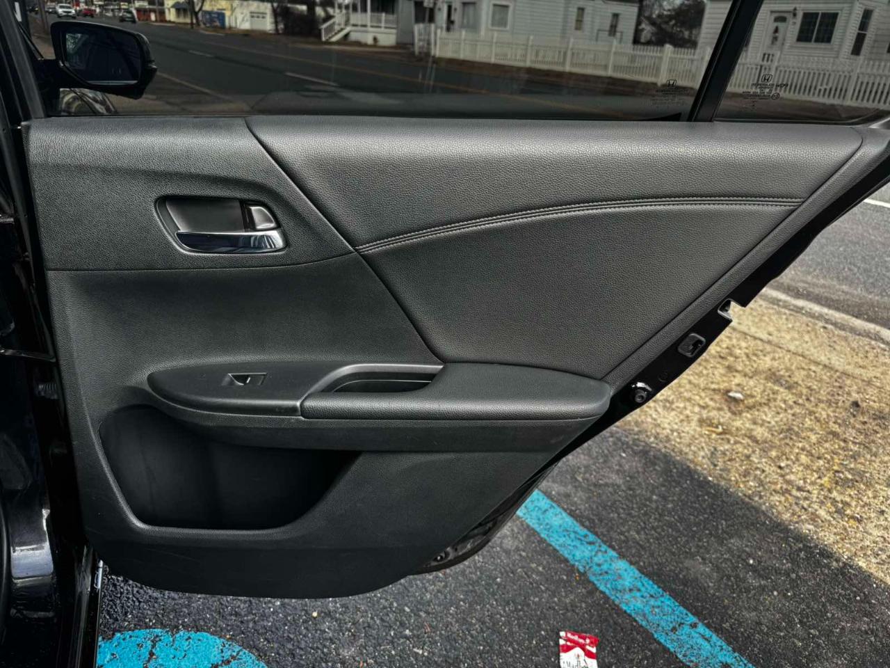 Honda Accord Hybrid Base 2015