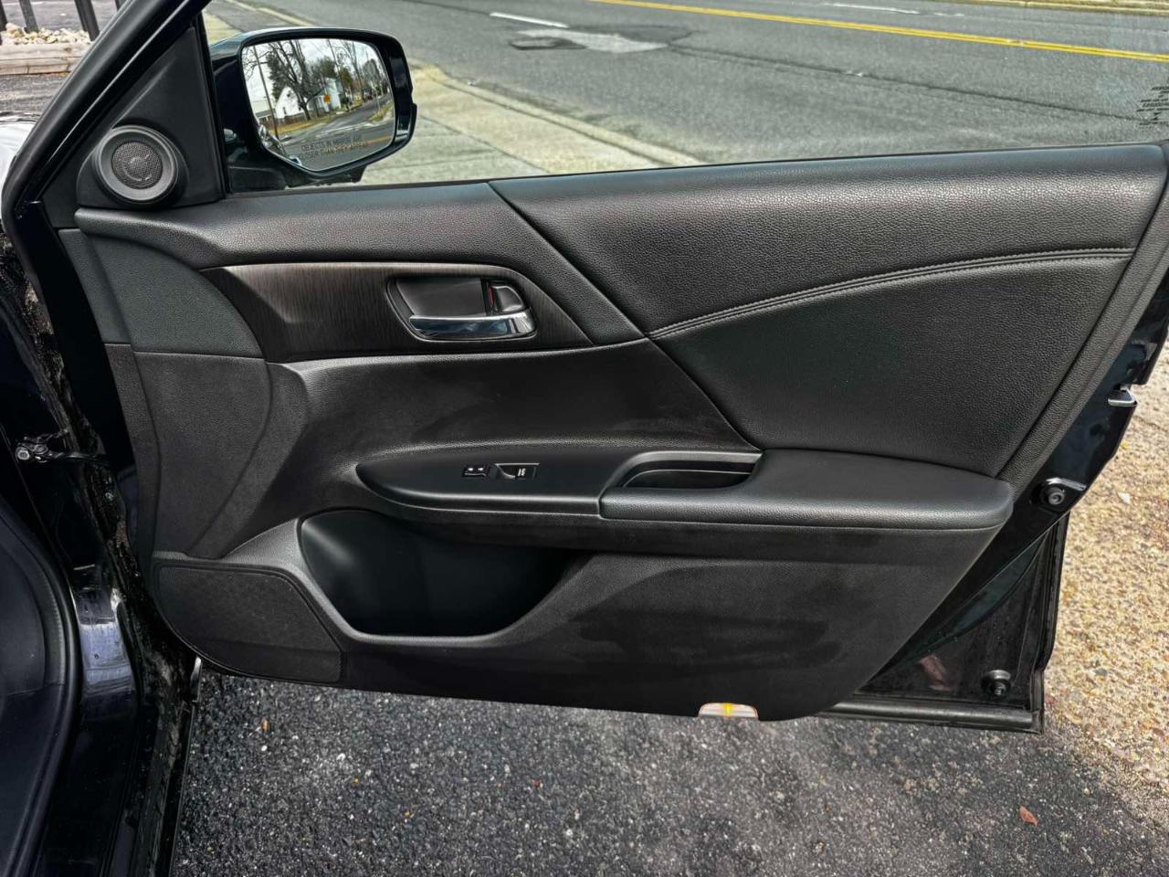 Honda Accord Hybrid Base 2015