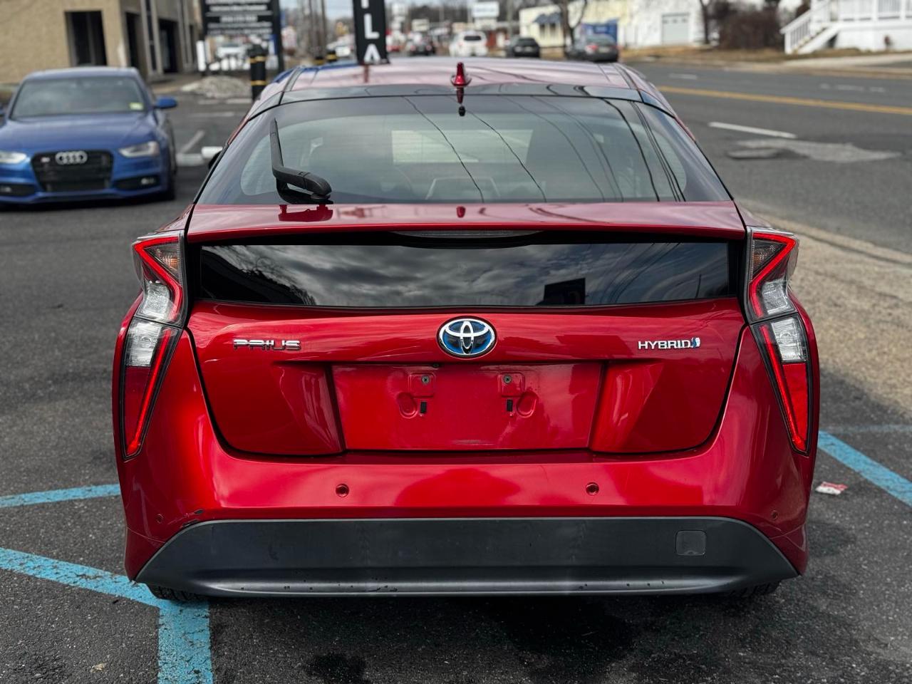 Toyota Prius Two 2018